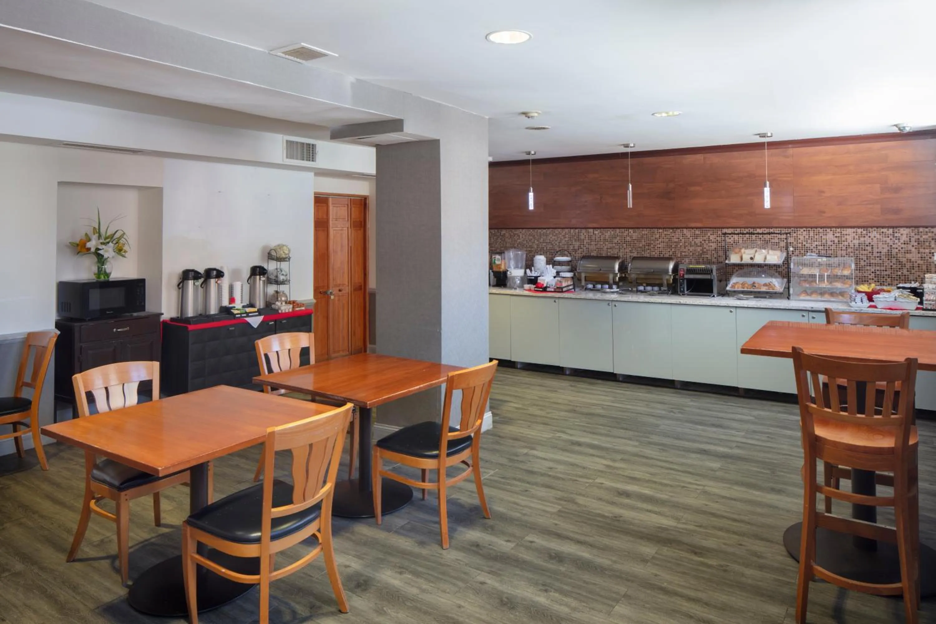 Breakfast in Ramada by Wyndham Jersey City