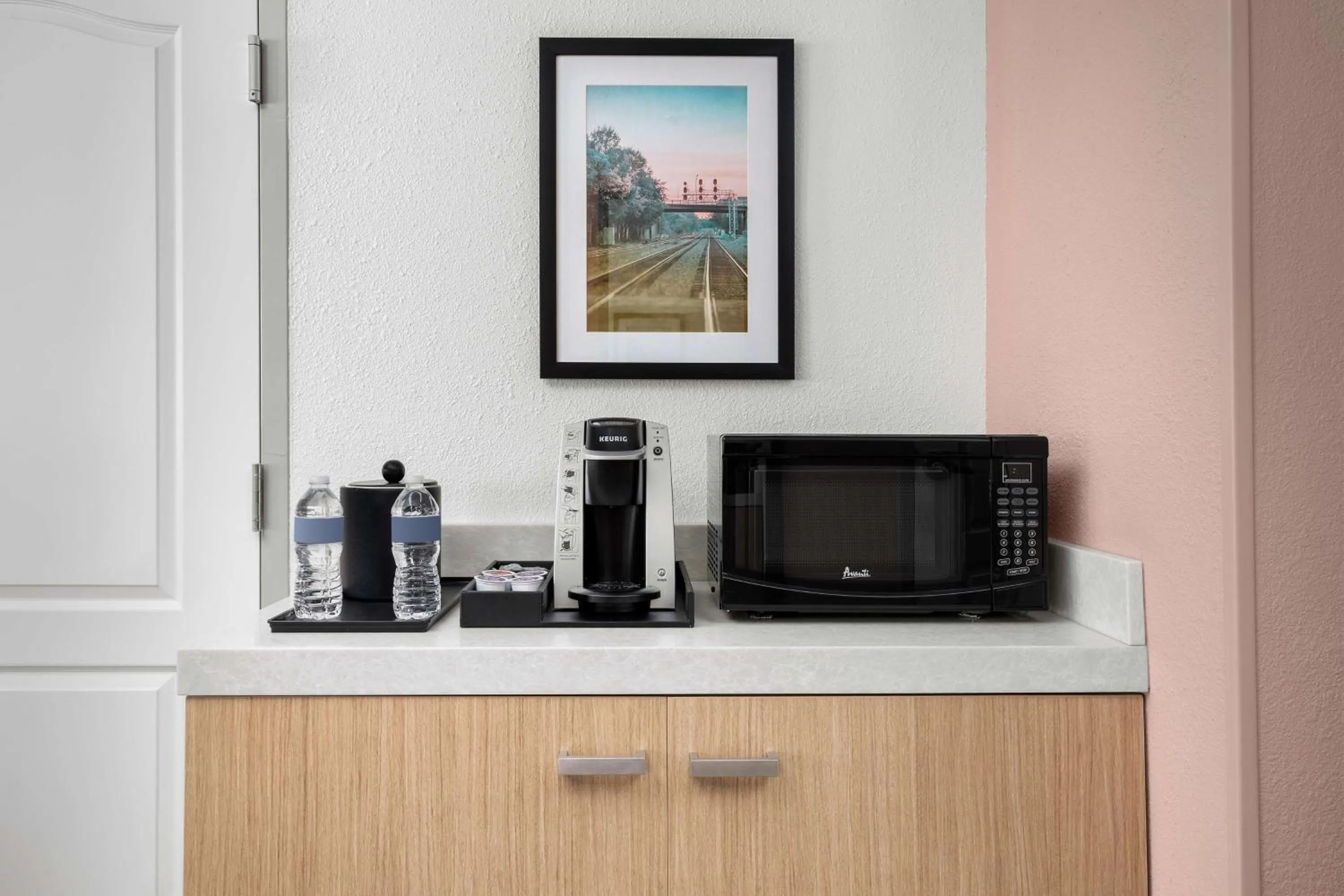 Photo of the whole room in Hilton Garden Inn Greensboro