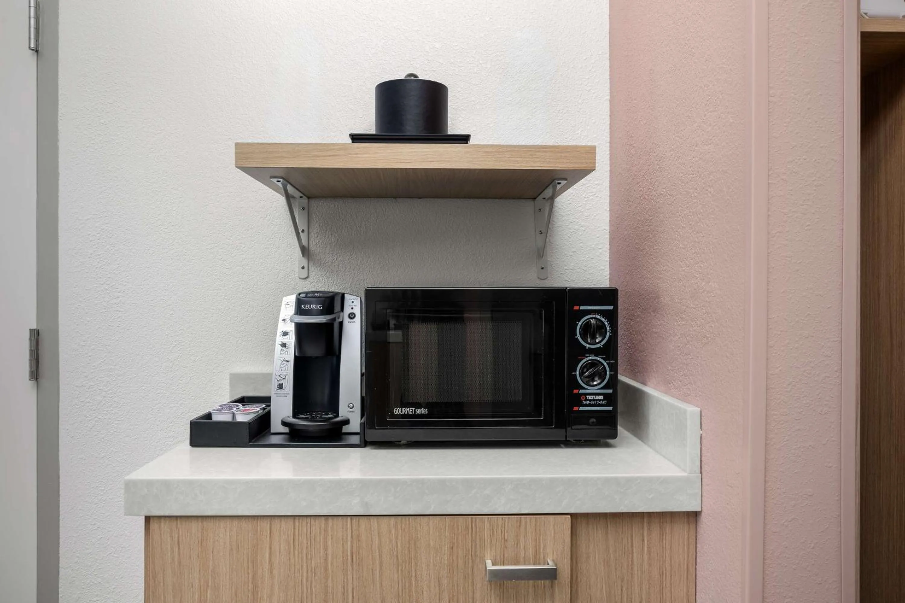 Photo of the whole room in Hilton Garden Inn Greensboro