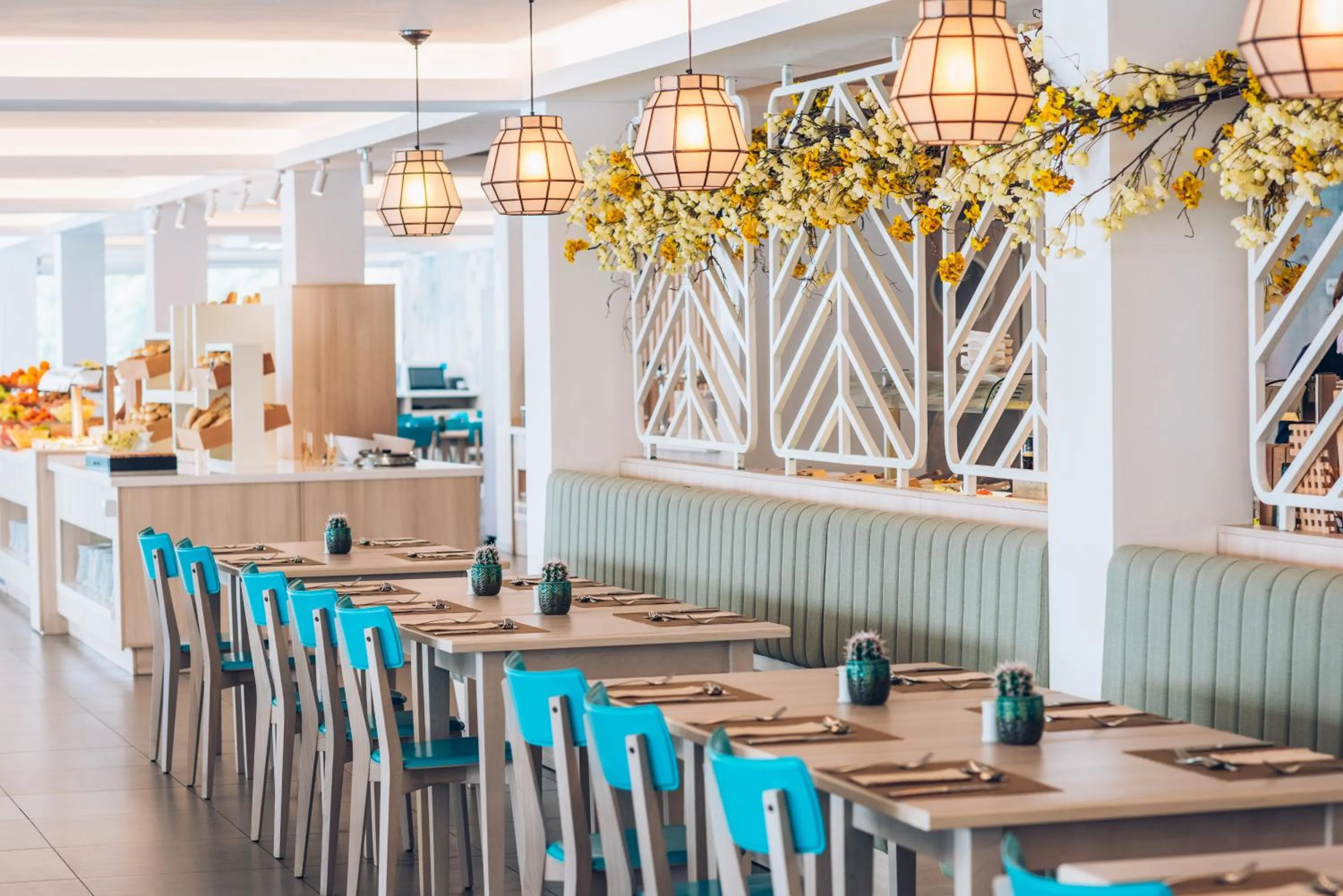 Restaurant/places to eat in Iberostar Waves Herceg Novi All Inclusive