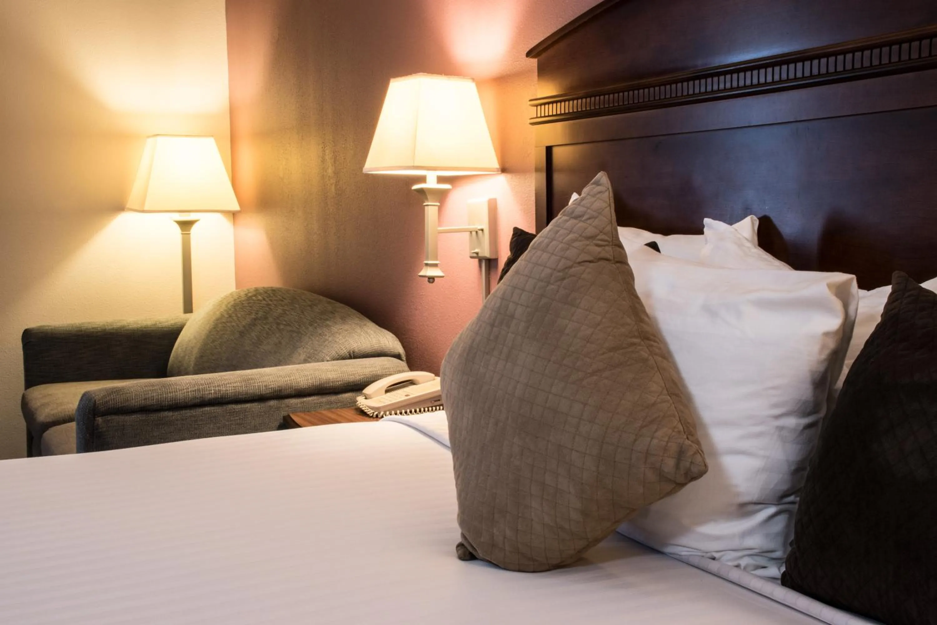 Bedroom, Bed in Greenstay Hotel & Suites Central