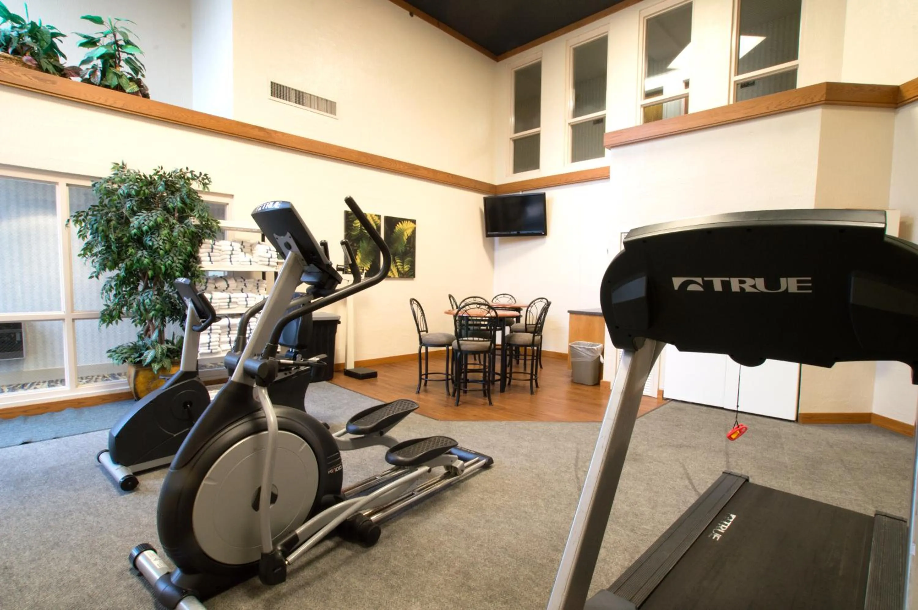 Fitness centre/facilities in Greenstay Hotel & Suites Central
