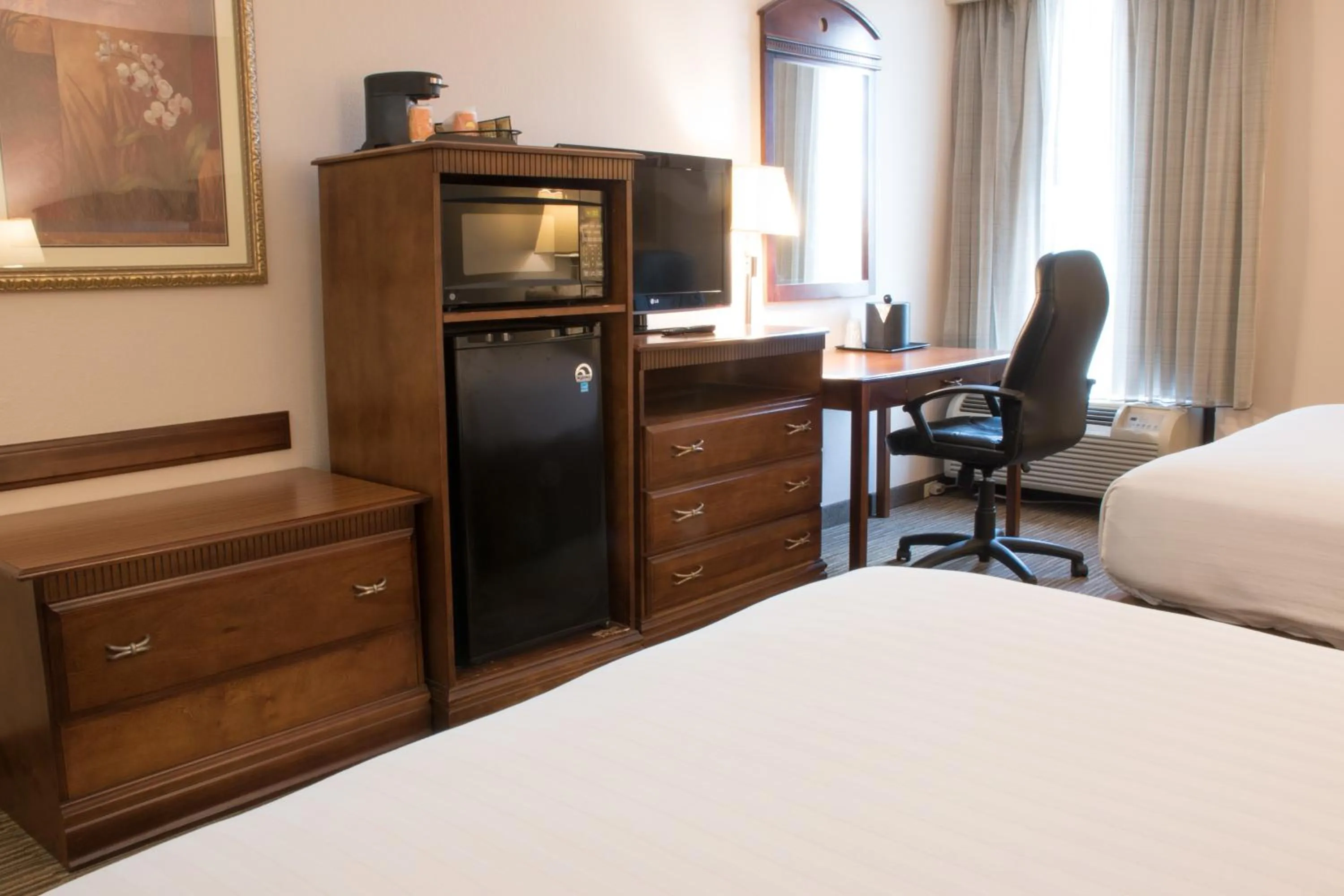 Bedroom, Bed in Greenstay Hotel & Suites Central