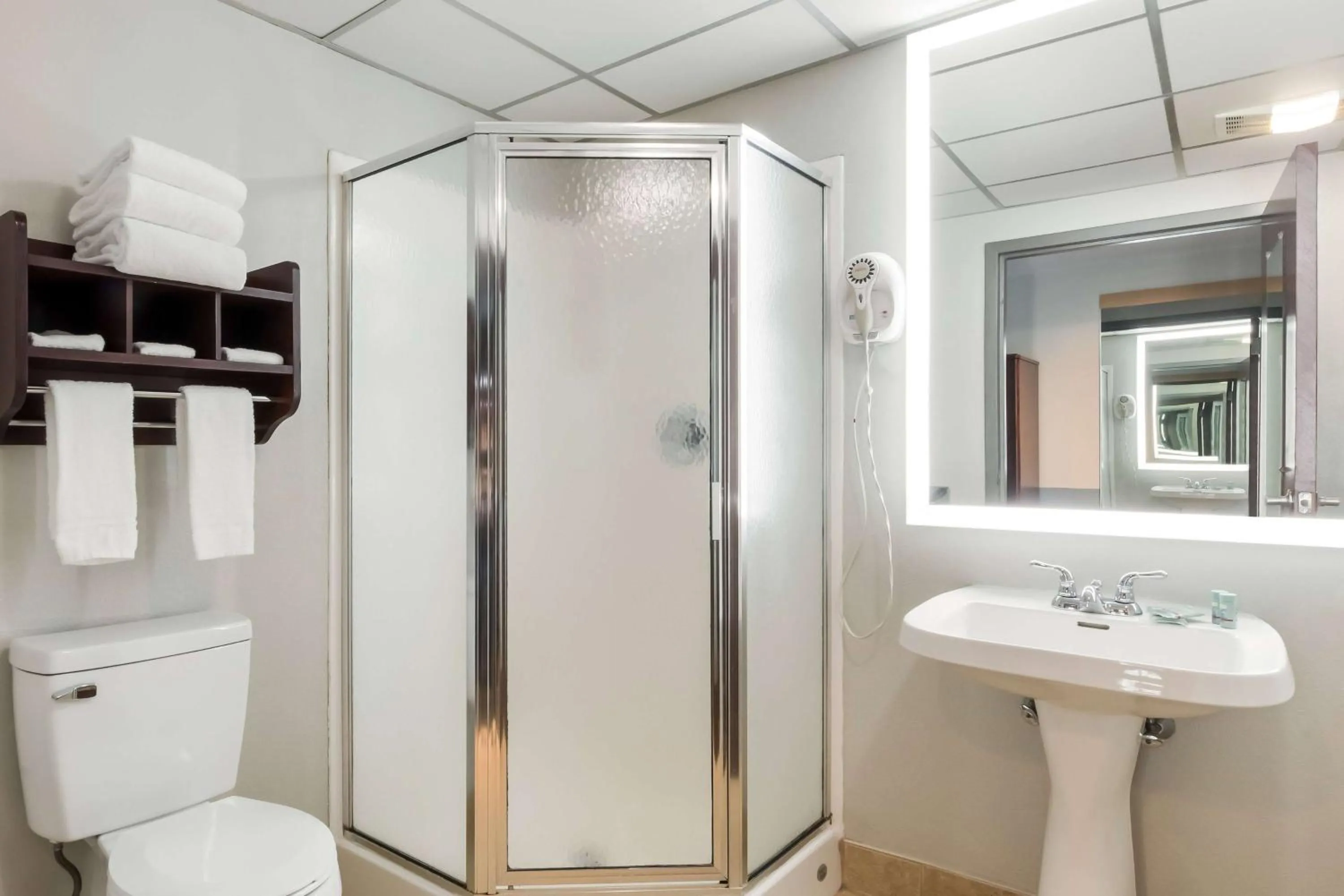 Bathroom in Baymont by Wyndham Westampton