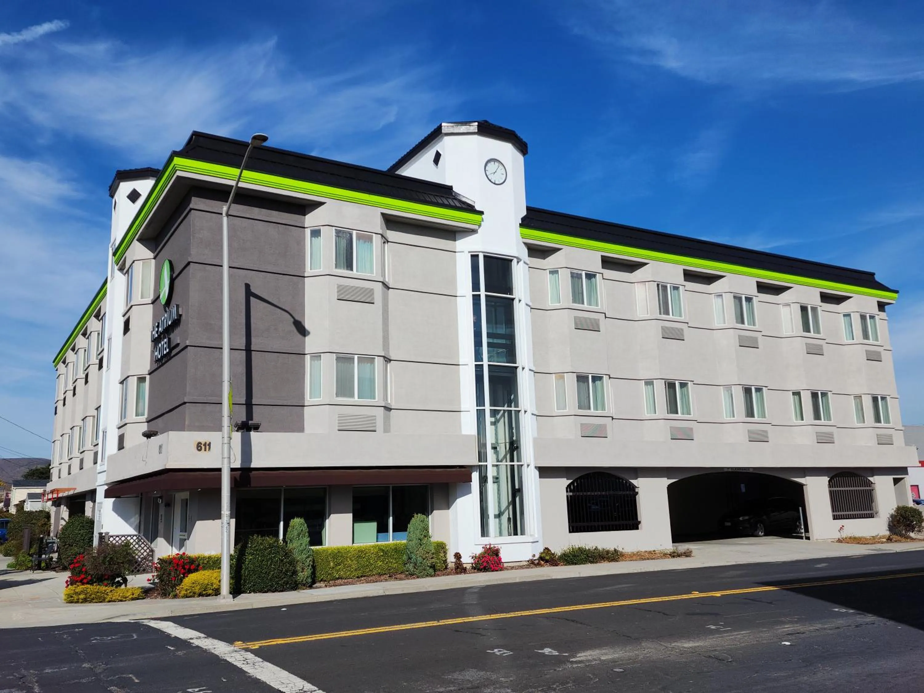 Property building in THE ATRIUM HOTEL SFO AIRPORT - FREE Shuttle & Breakfast