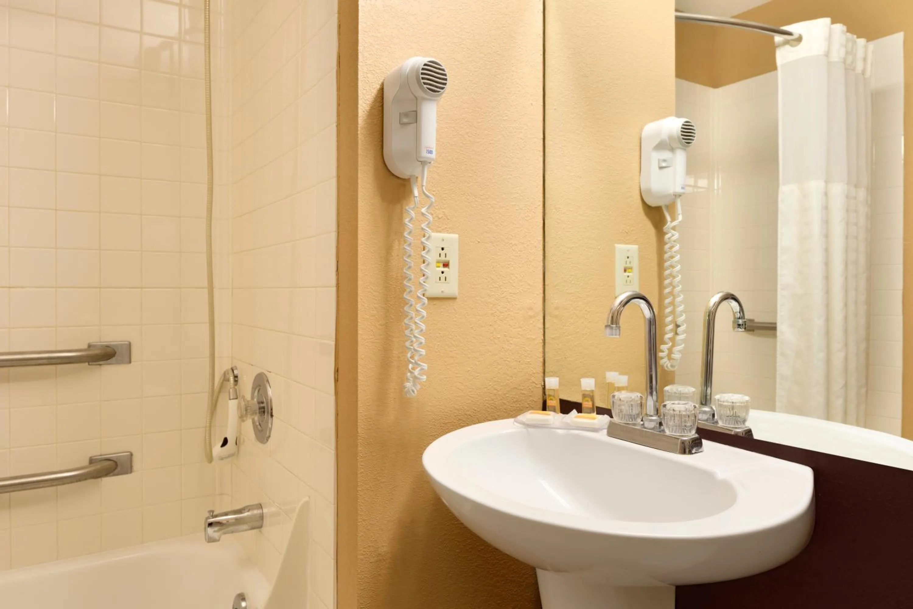 Bathroom in Days Inn by Wyndham Anderson IN