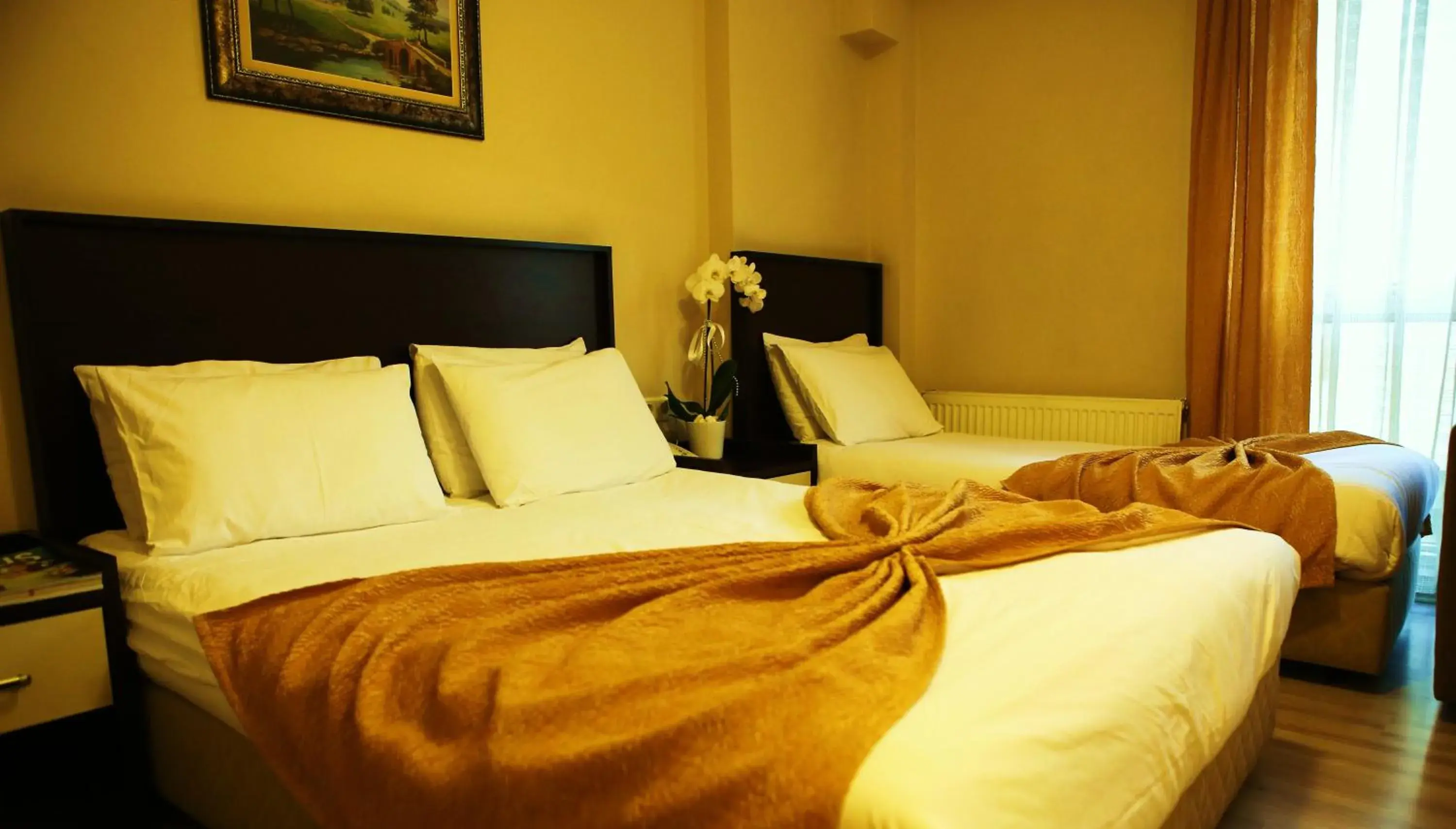 Comfort Triple Room in Canakkale Bogaz Hotel Comfort Triple Room in Canakkale Bogaz Hotel