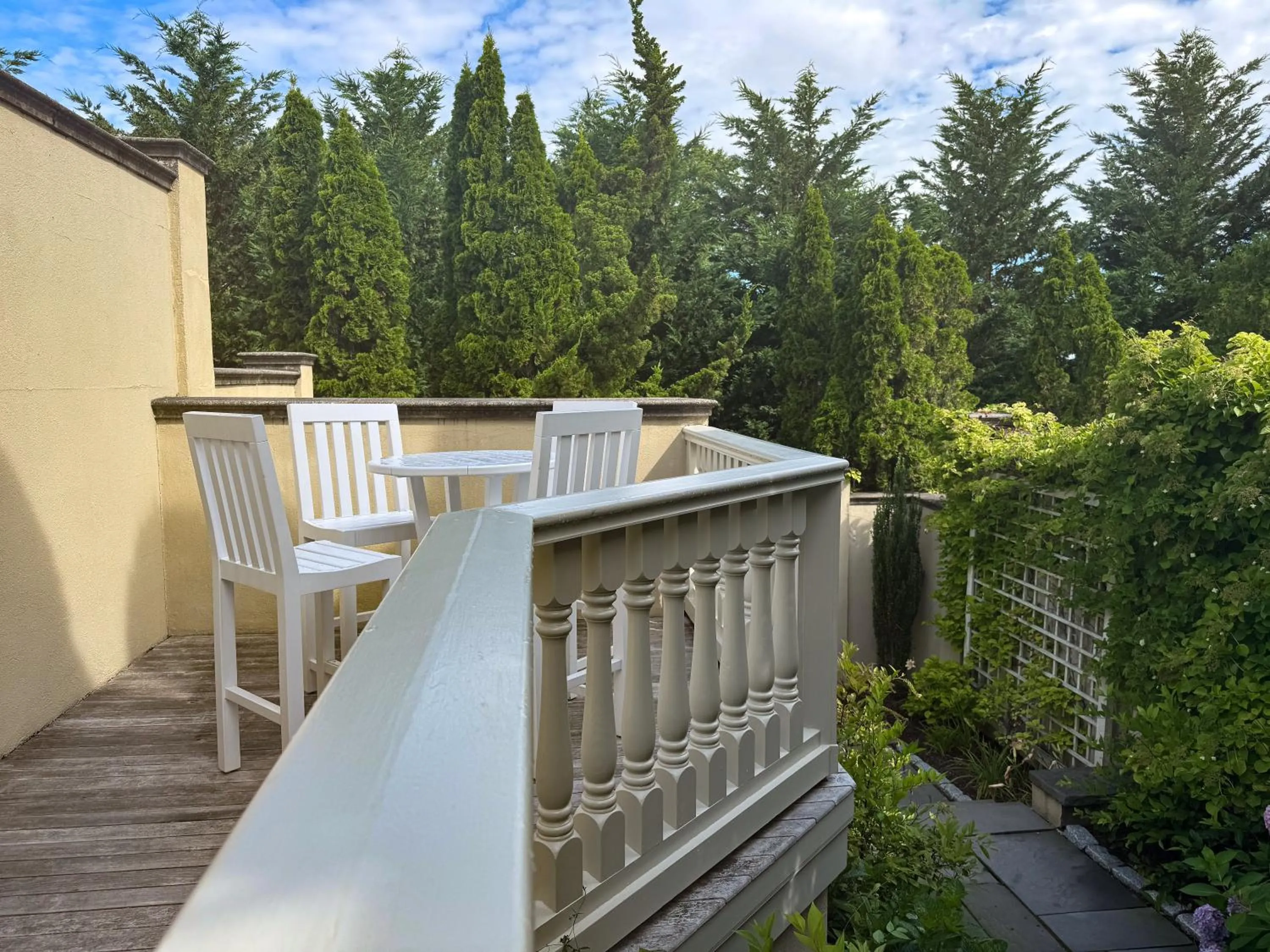 The Chanler at Cliff Walk