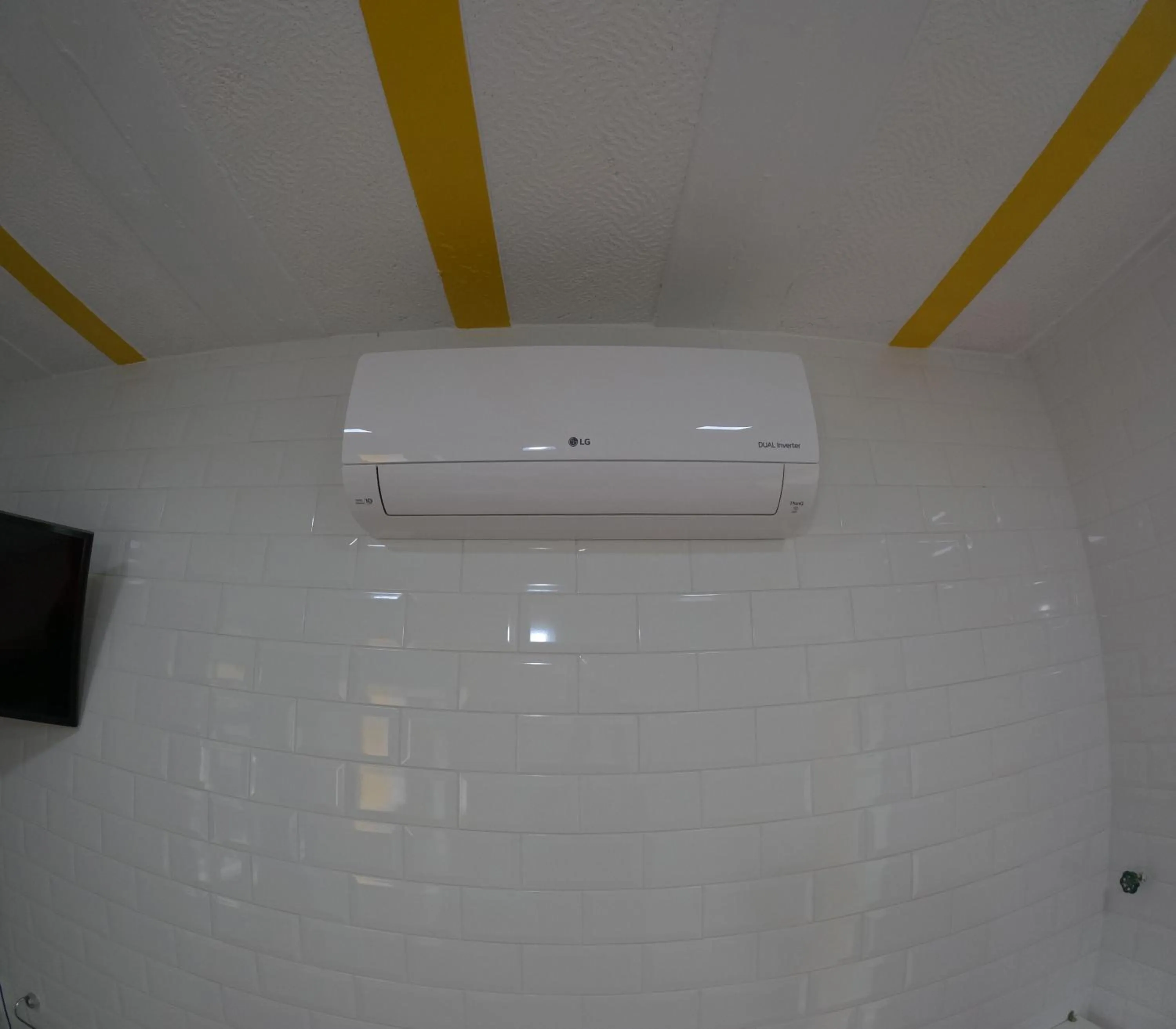 air conditioner in Hotel Casa Bonita