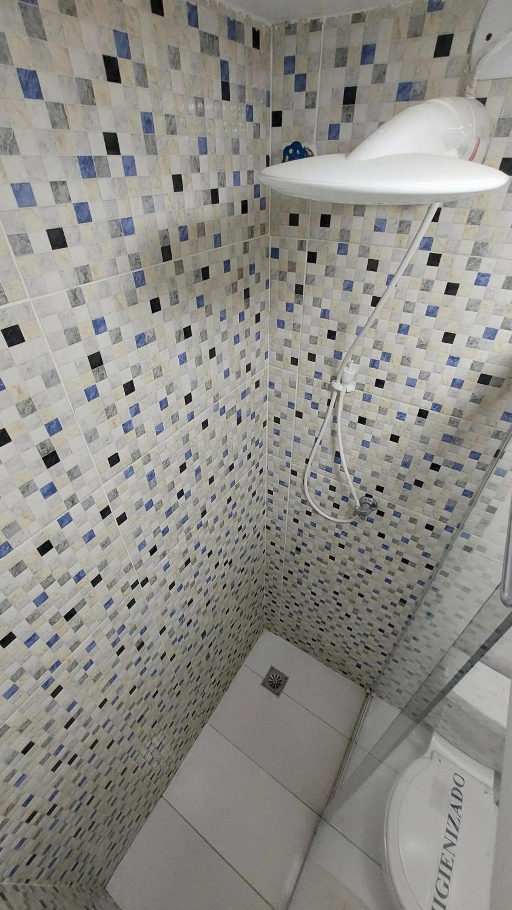 Shower in Hotel Casa Bonita