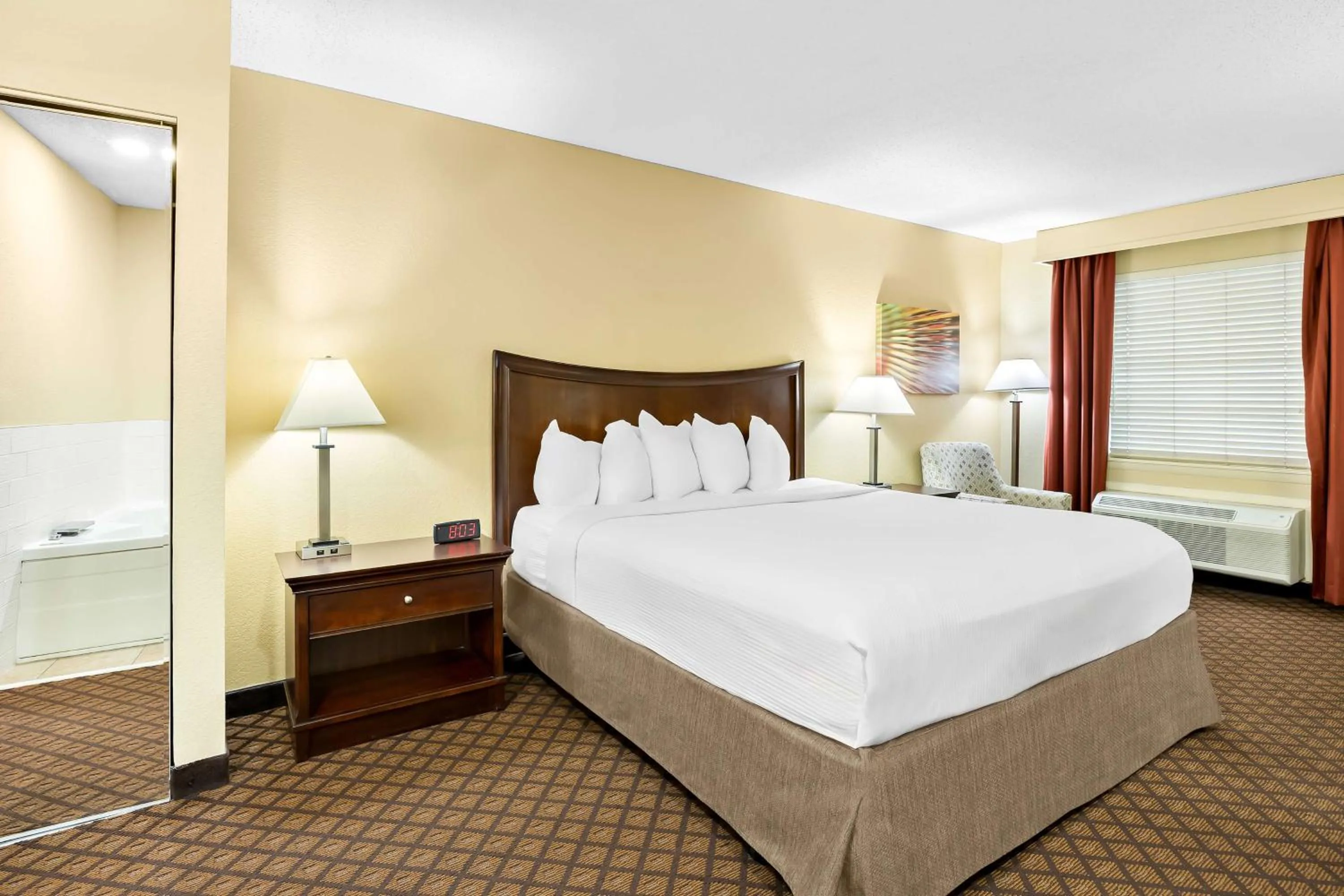 Bedroom, Bed in Best Western Coach House