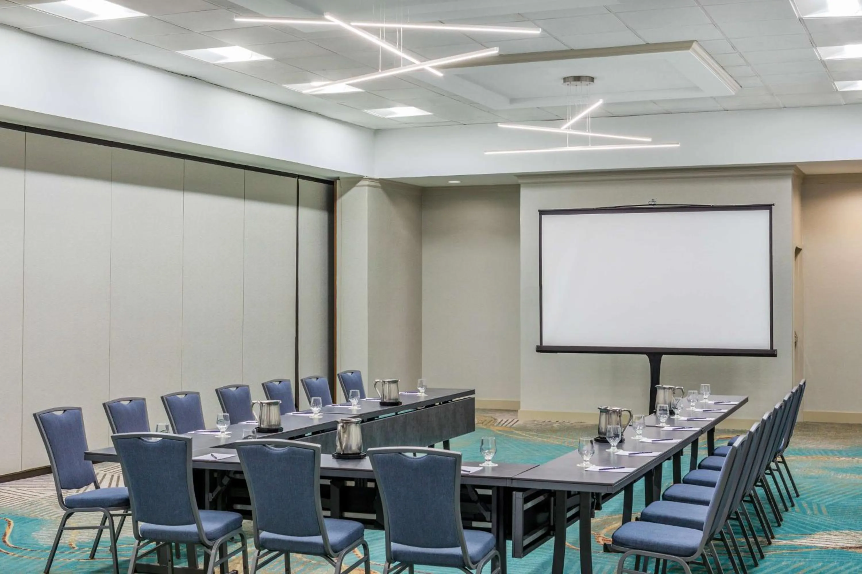 Meeting/conference room in DoubleTree by Hilton Boston/Westborough