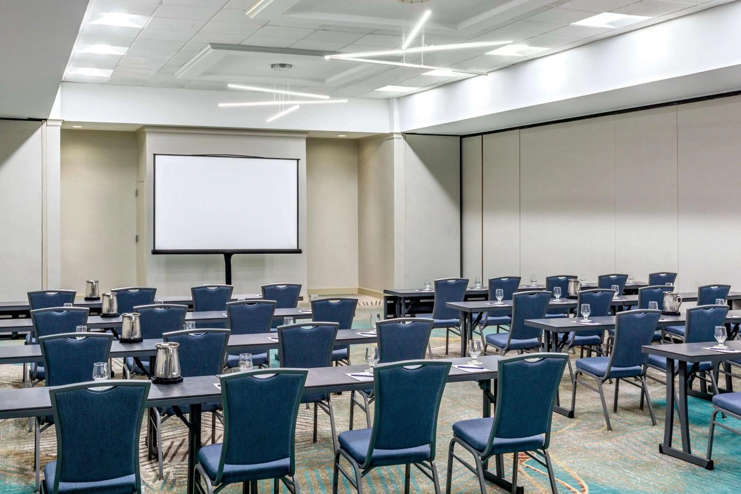 Meeting/conference room in DoubleTree by Hilton Boston/Westborough