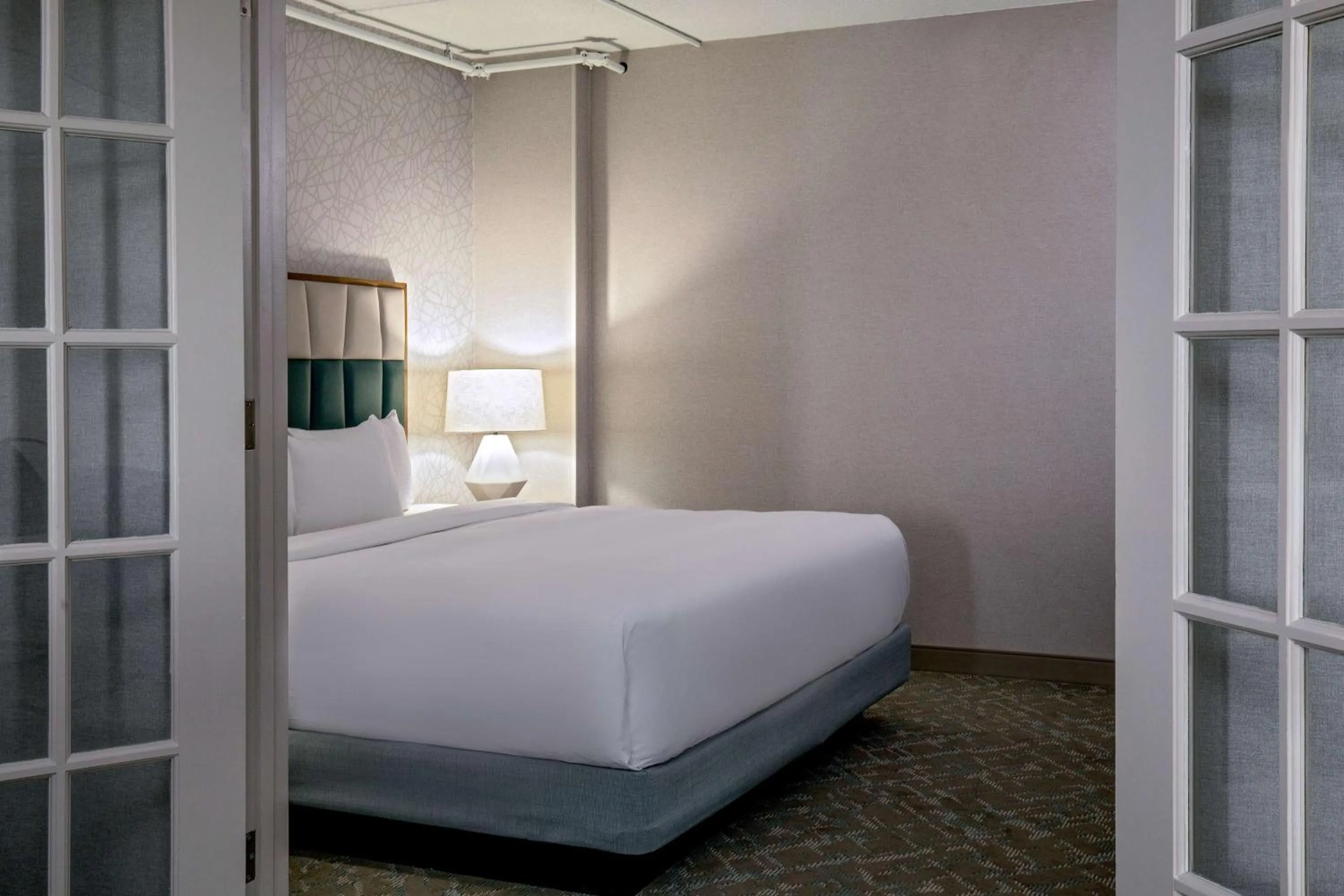 Bed in DoubleTree by Hilton Boston/Westborough