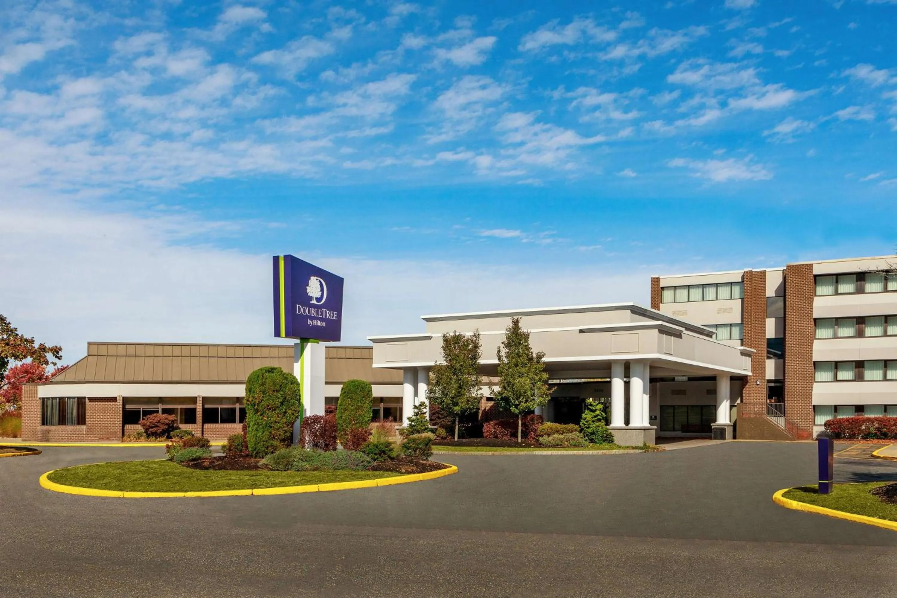 Property building in DoubleTree by Hilton Boston/Westborough