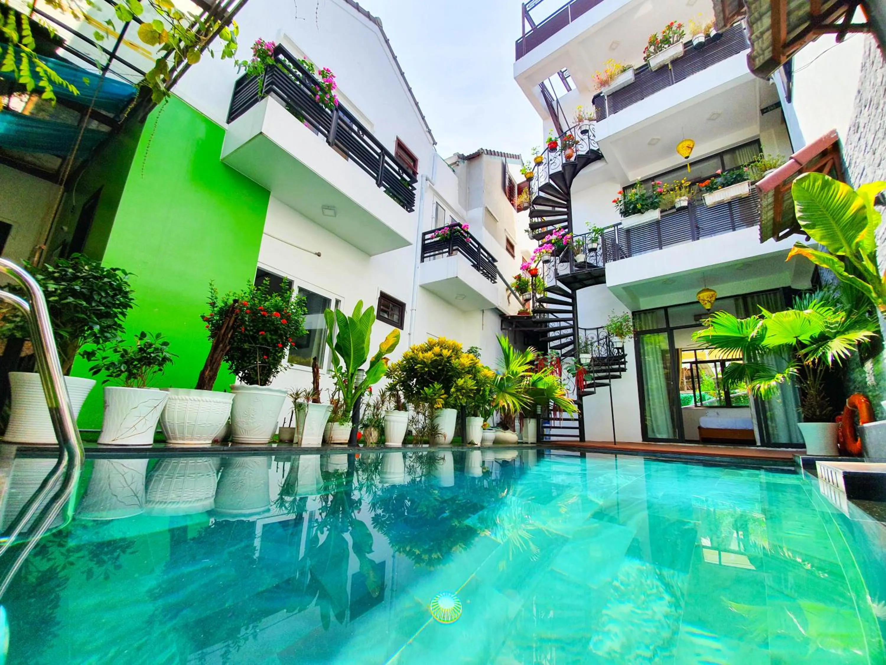 Property building in Anh Family Homestay