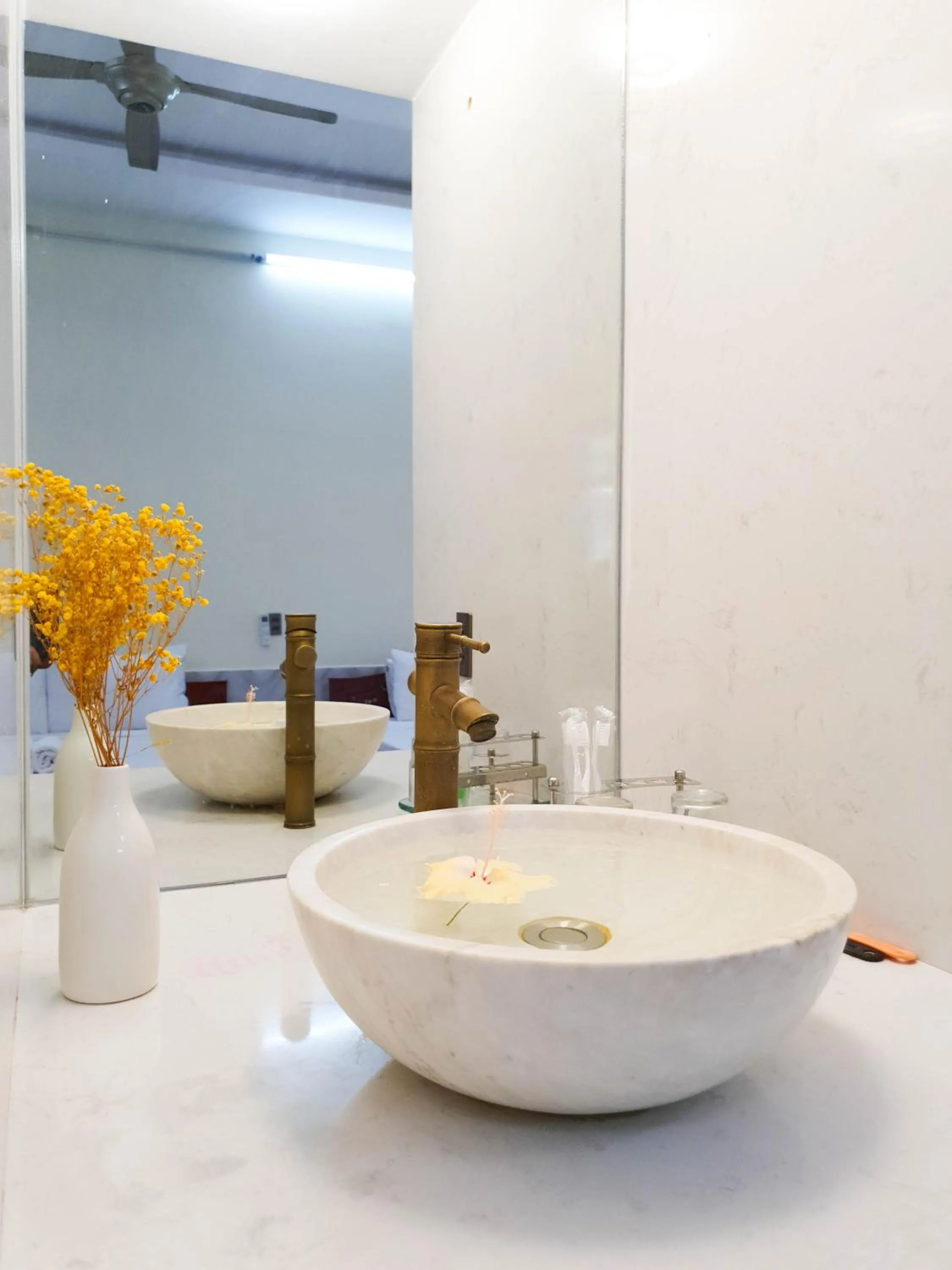 Bathroom in Anh Family Homestay