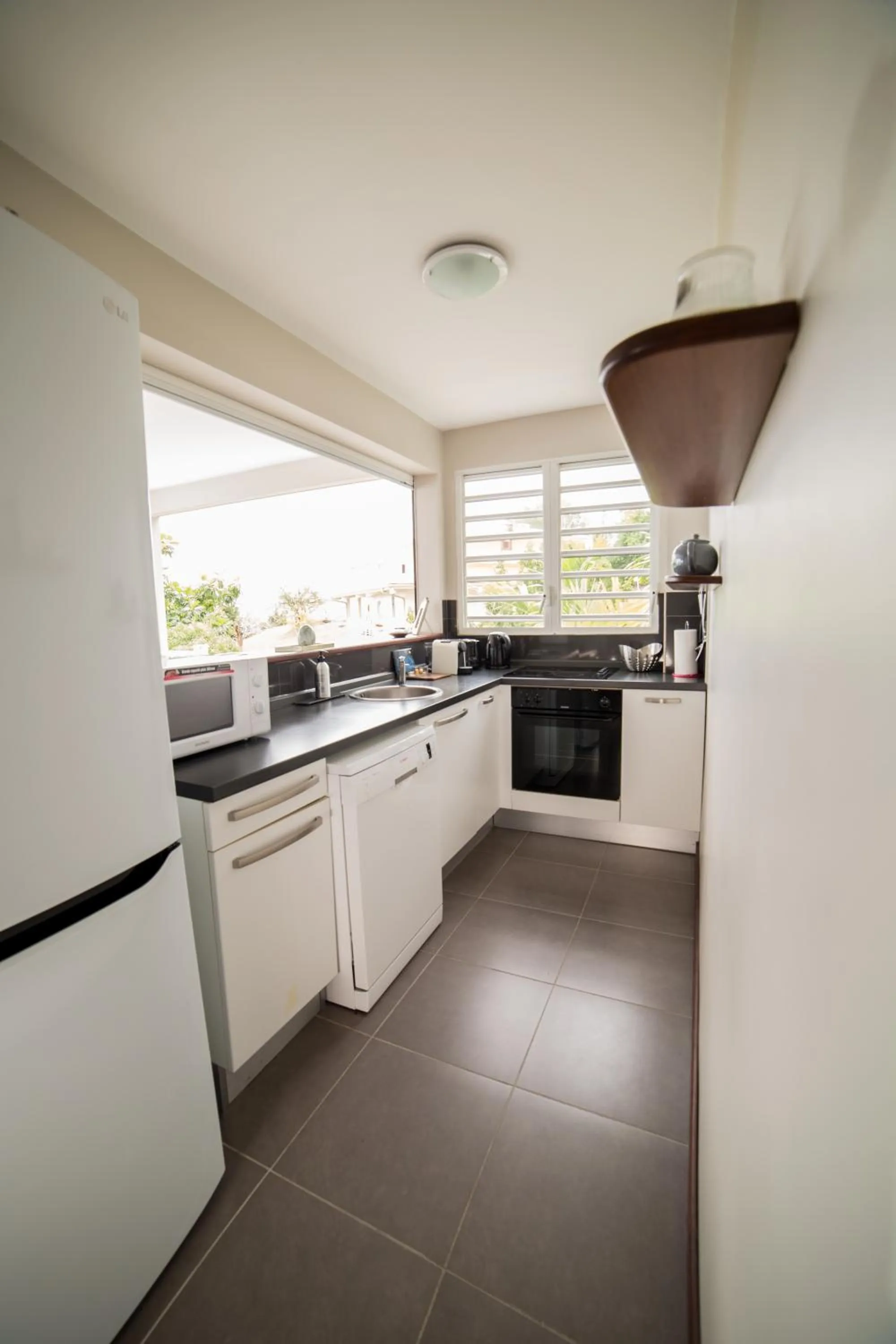 Kitchen or kitchenette in Alyzes Diamant