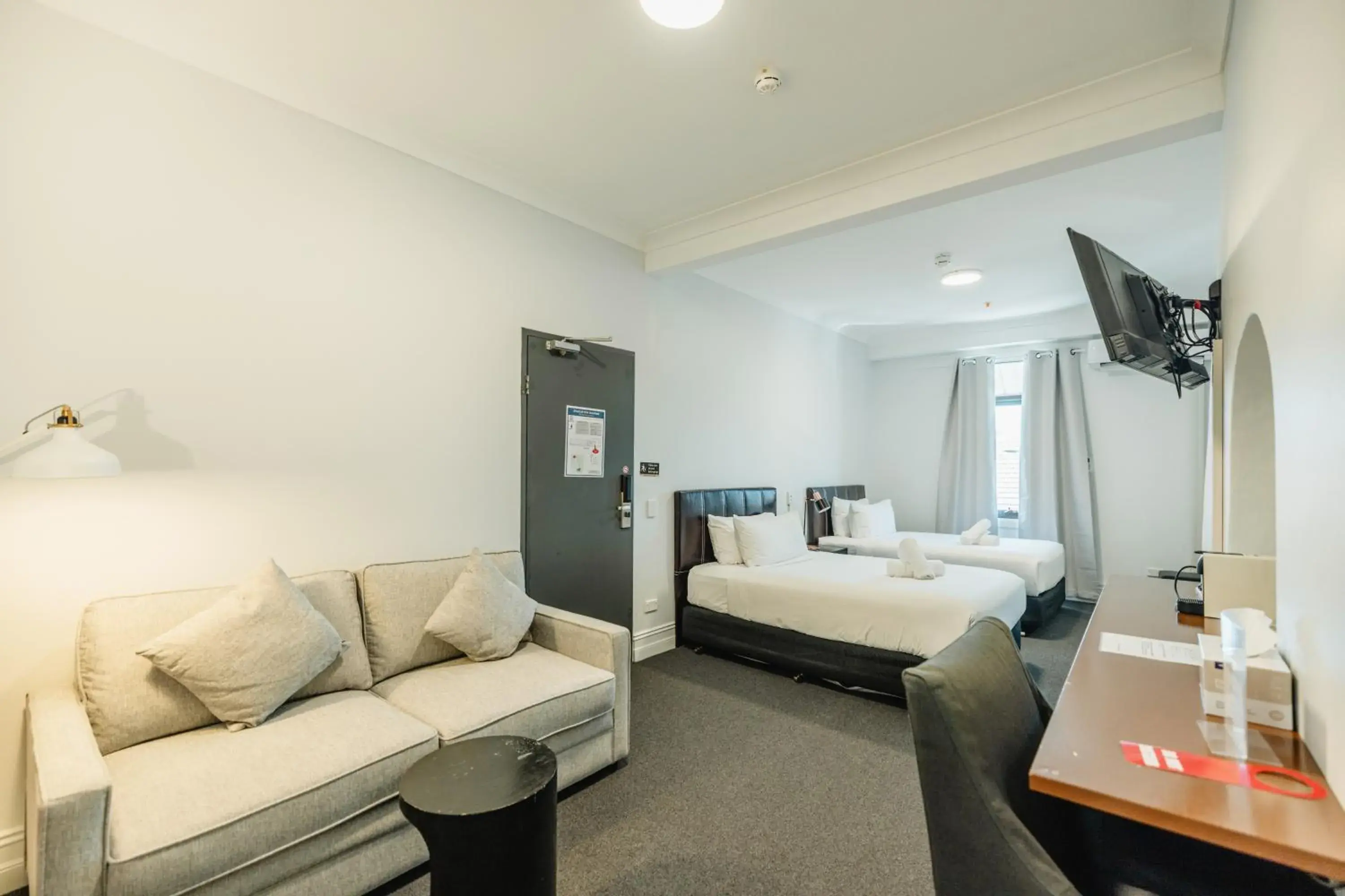 Deluxe Double Room with Two Double Beds in Newtown Cozy Stays Deluxe Double Room with Two Double Beds in Newtown Cozy Stays