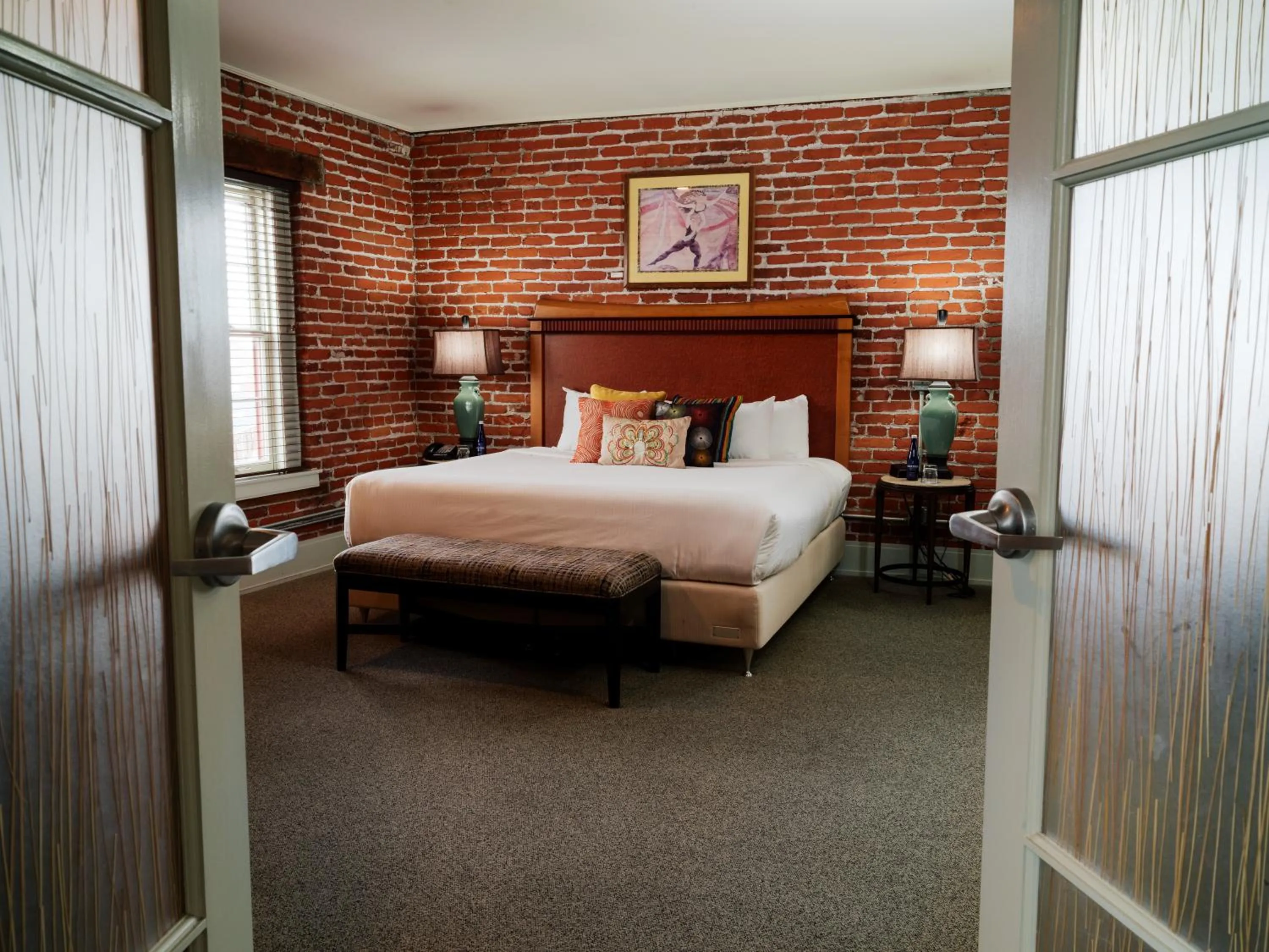 Bedroom, Bed in Lancaster Arts Hotel