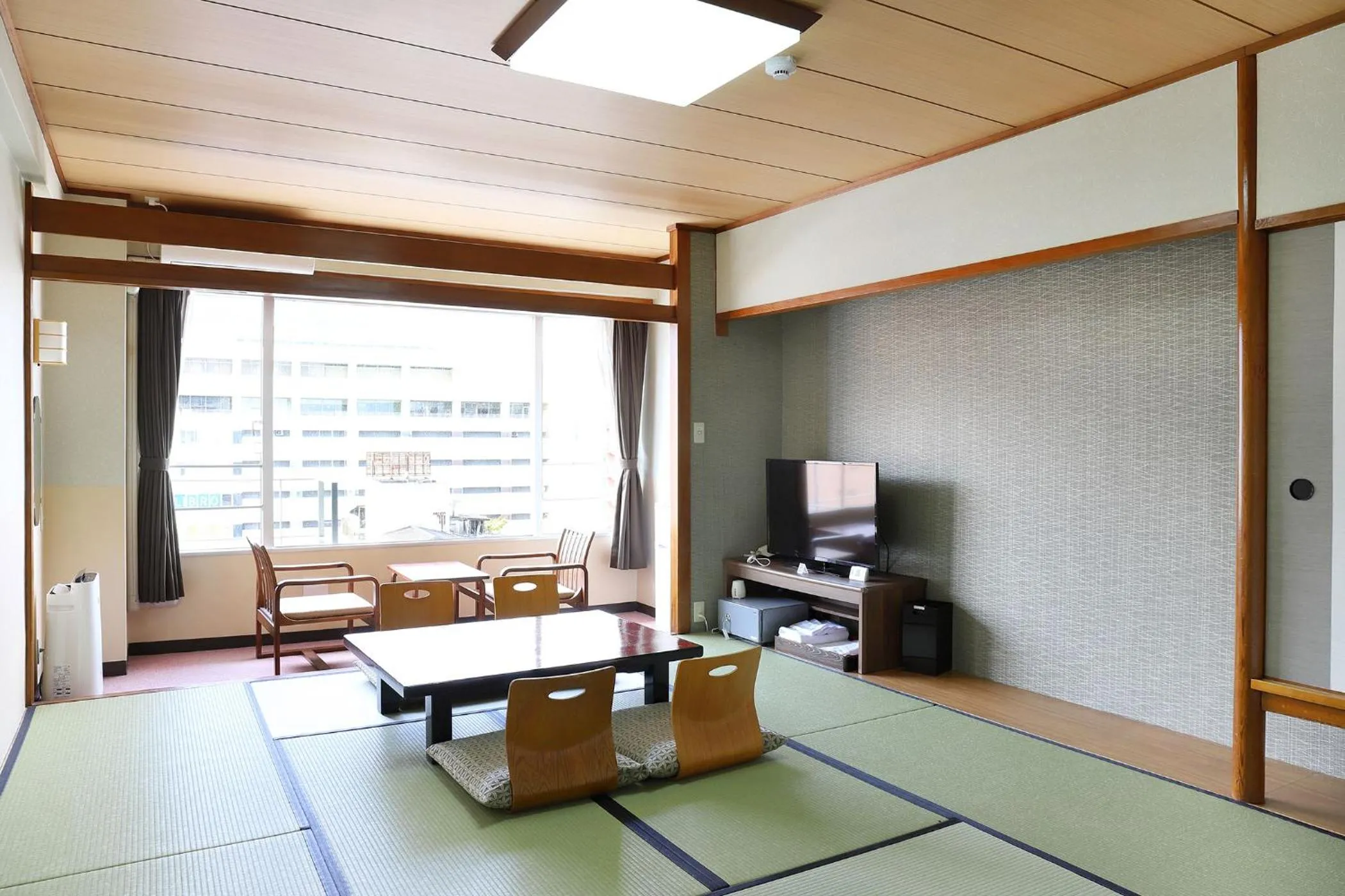 Photo of the whole room in Ooedo Onsen Monogatari Beppu Seifu