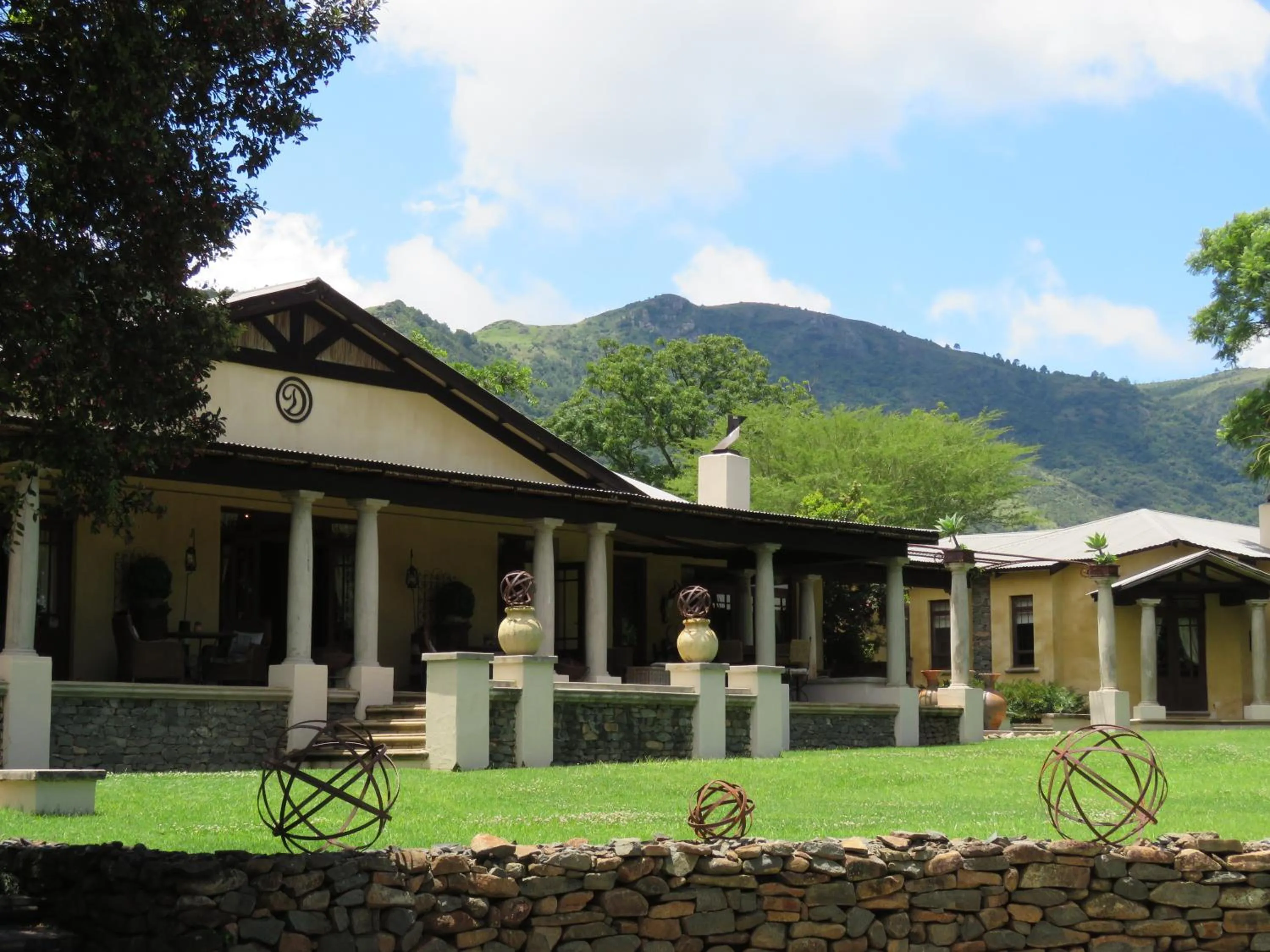 Property building in Dawsons Game Lodge