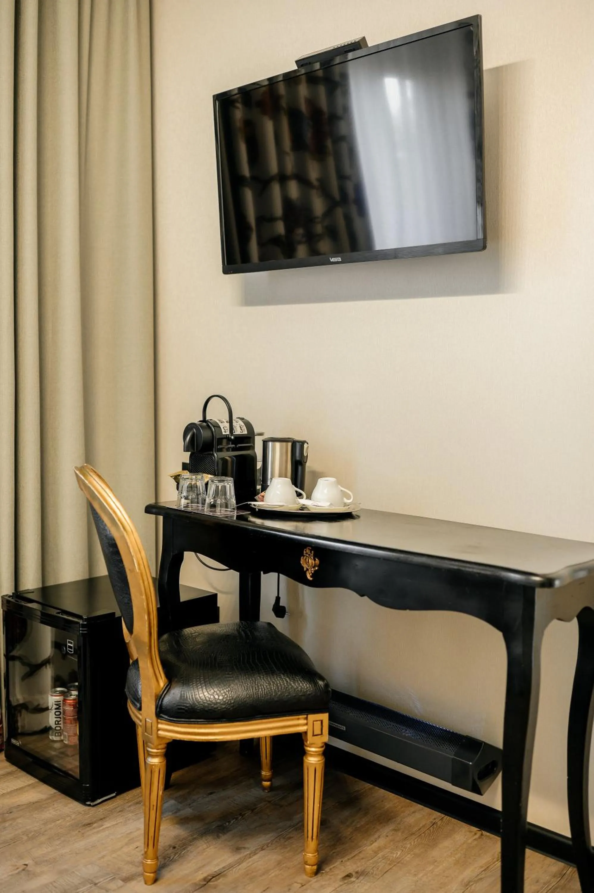 Weekend Boutique Hotel