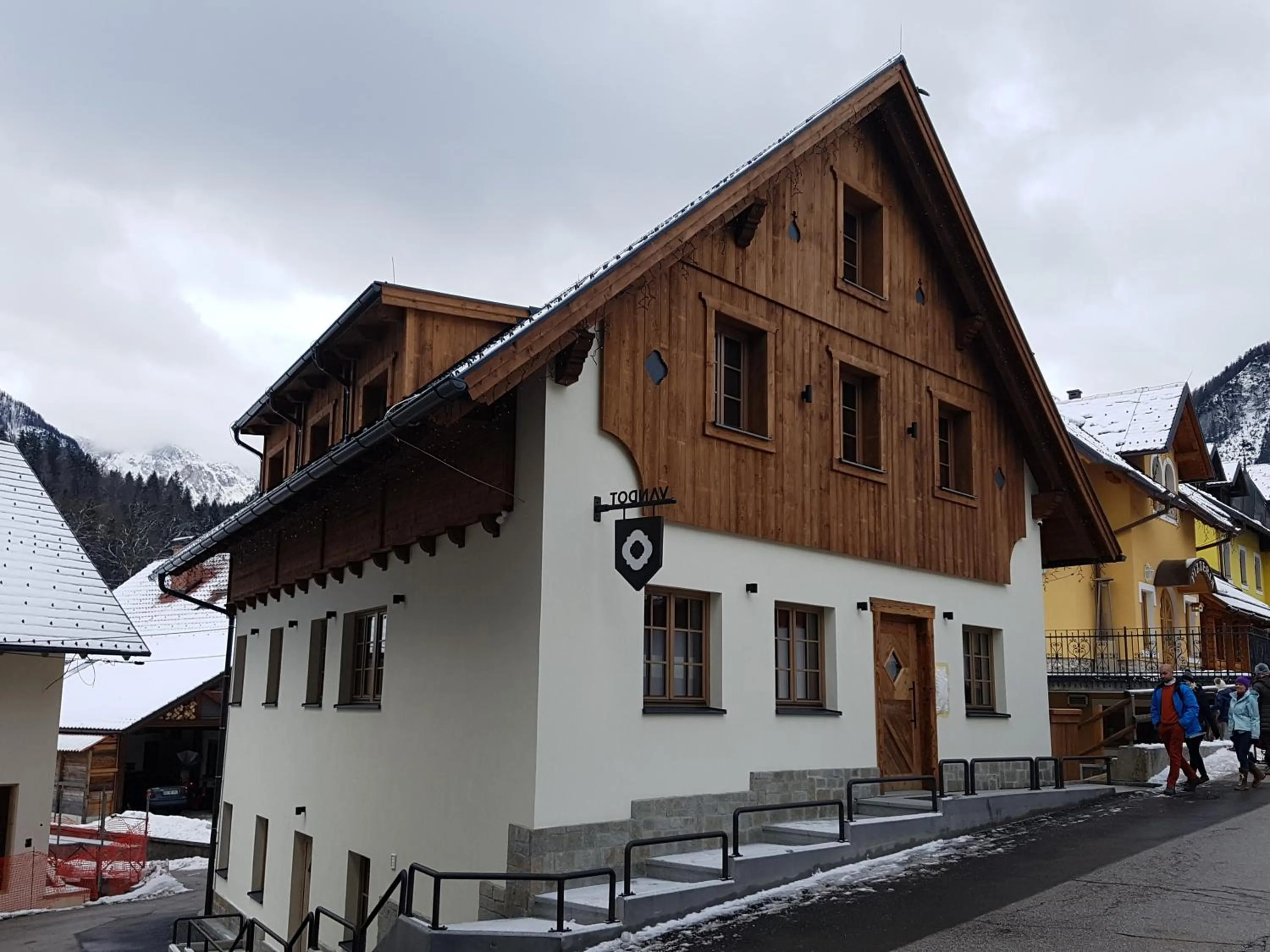 Restaurant/places to eat in Hotel Vandot