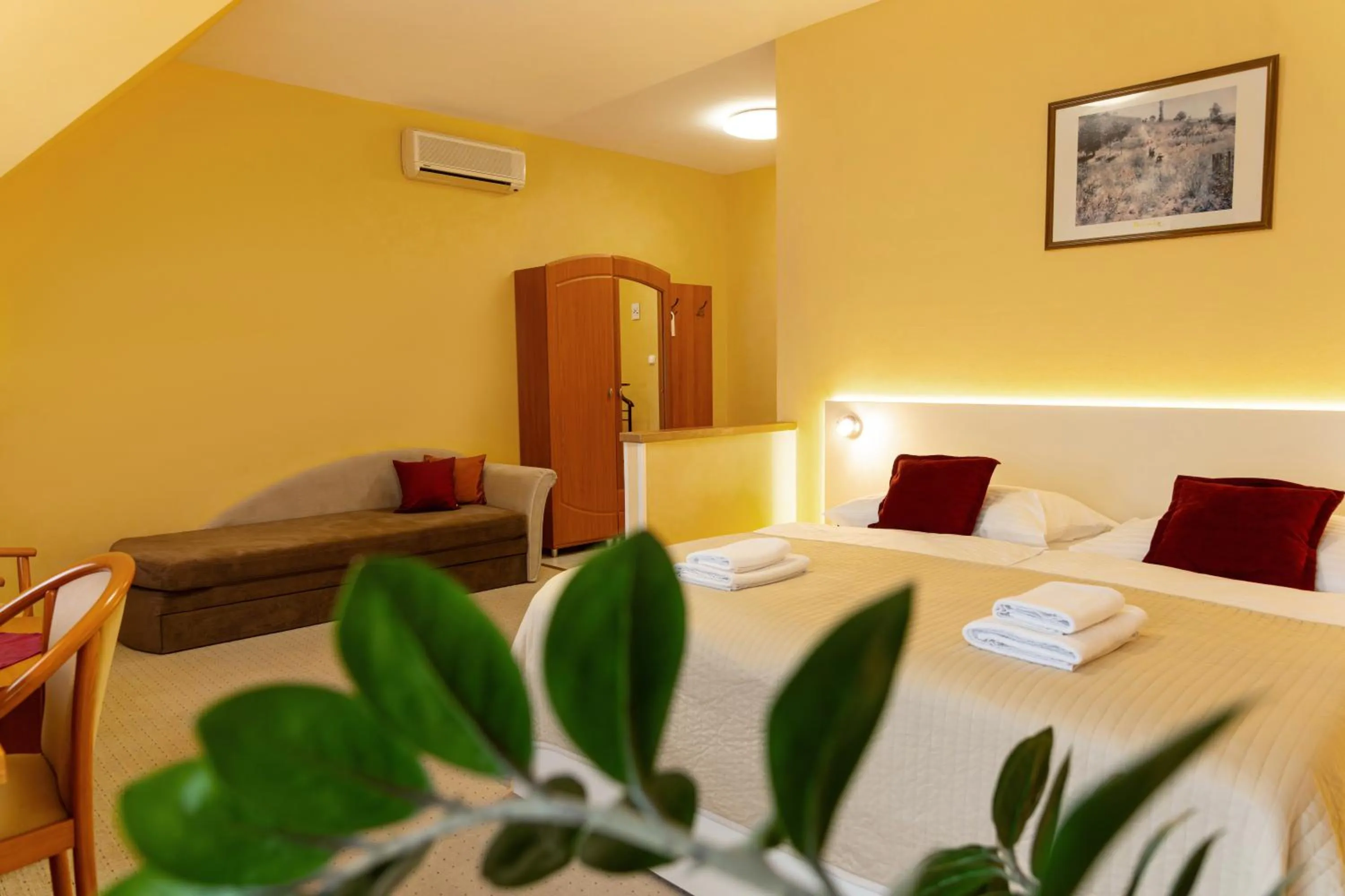 Bed in Hotel Penta Lux