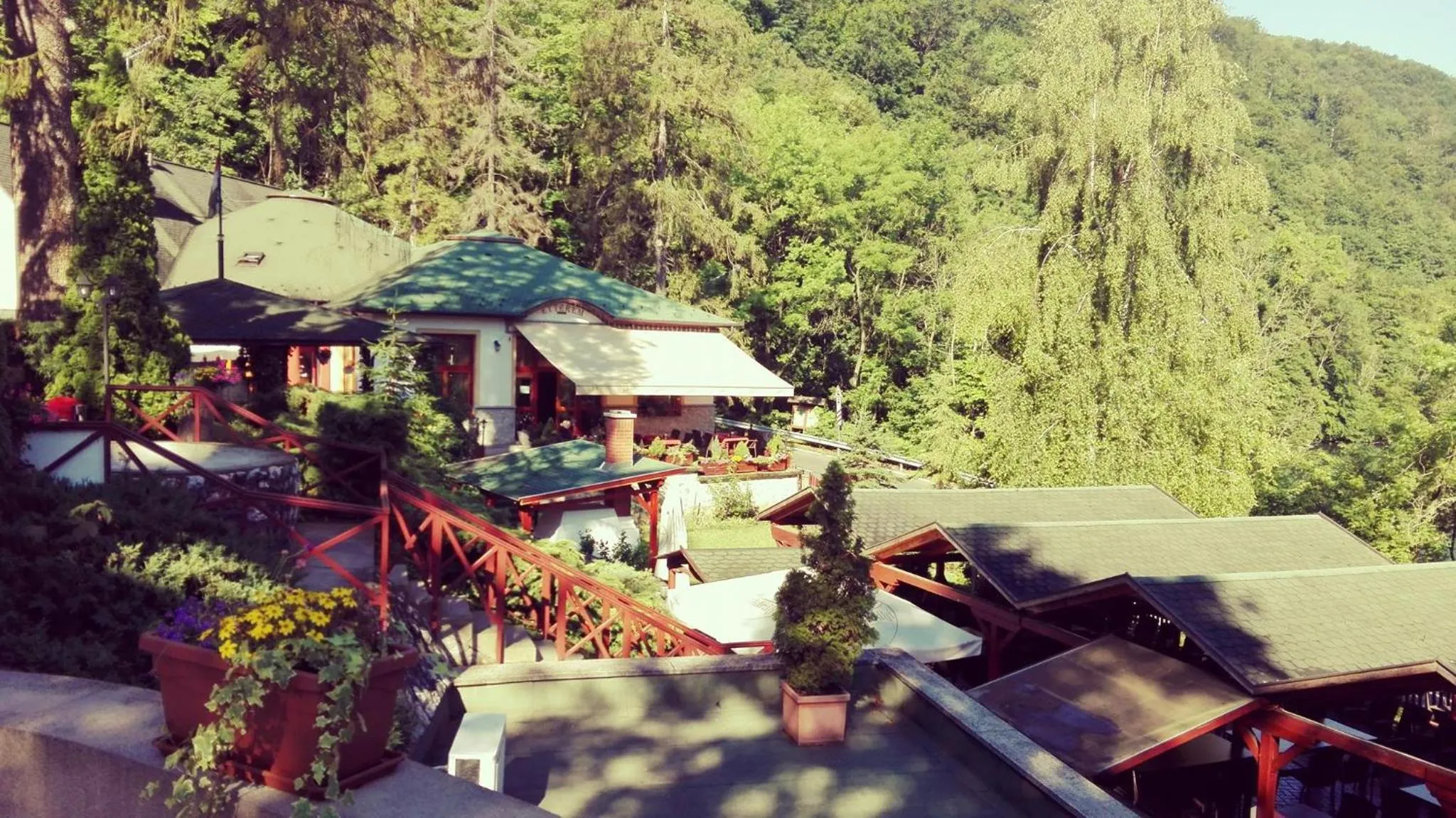 Property building in Hotel Tókert Szálloda és Étterem