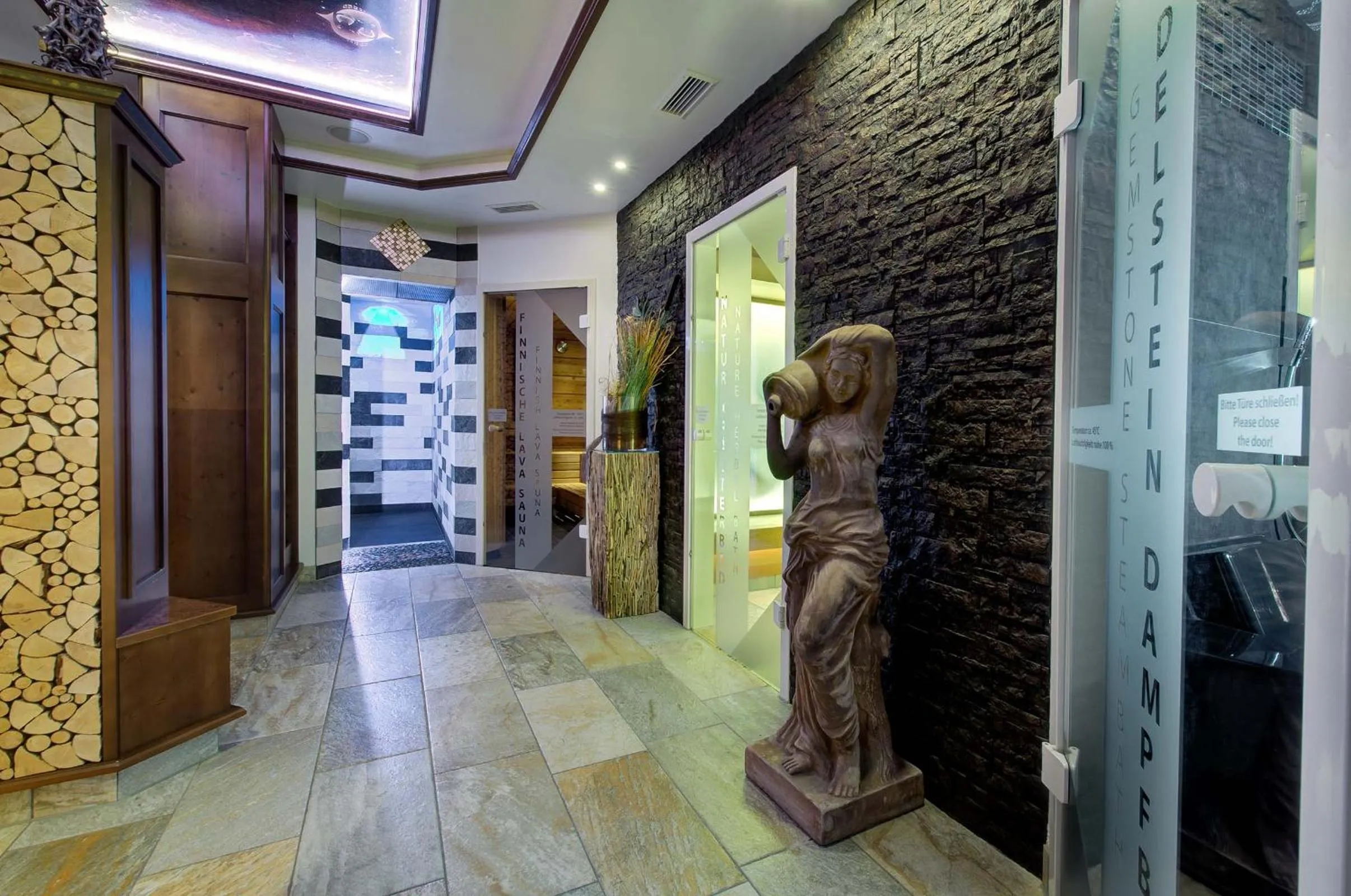 Spa and wellness centre/facilities in Alpinstyle Hotel Ischgl