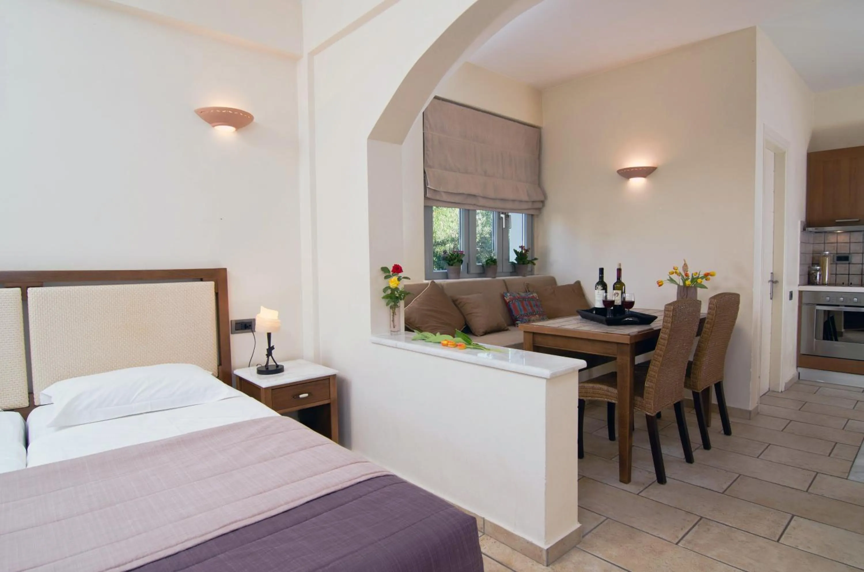 Photo of the whole room, Bed in Harmony Hotel Apartments