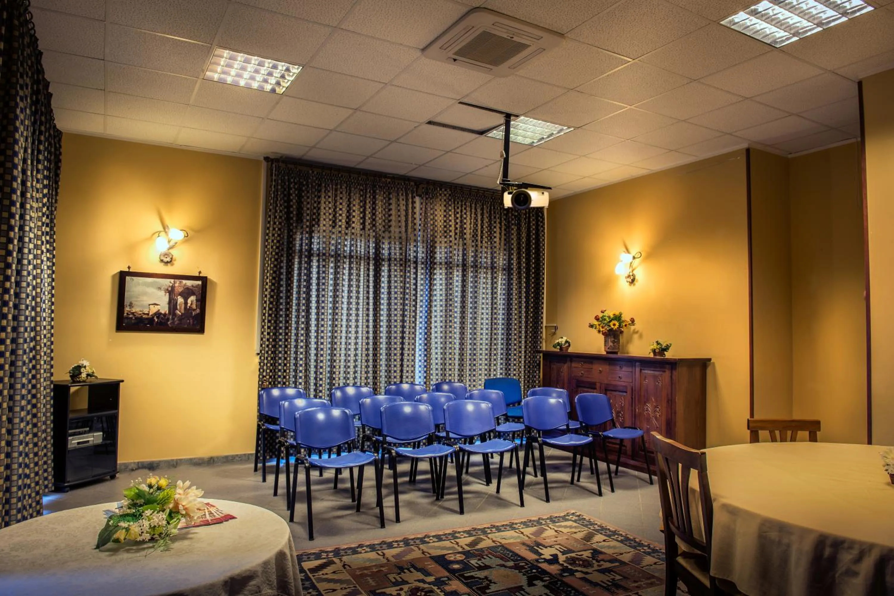 Meeting/conference room in Greta Rooms Hotel