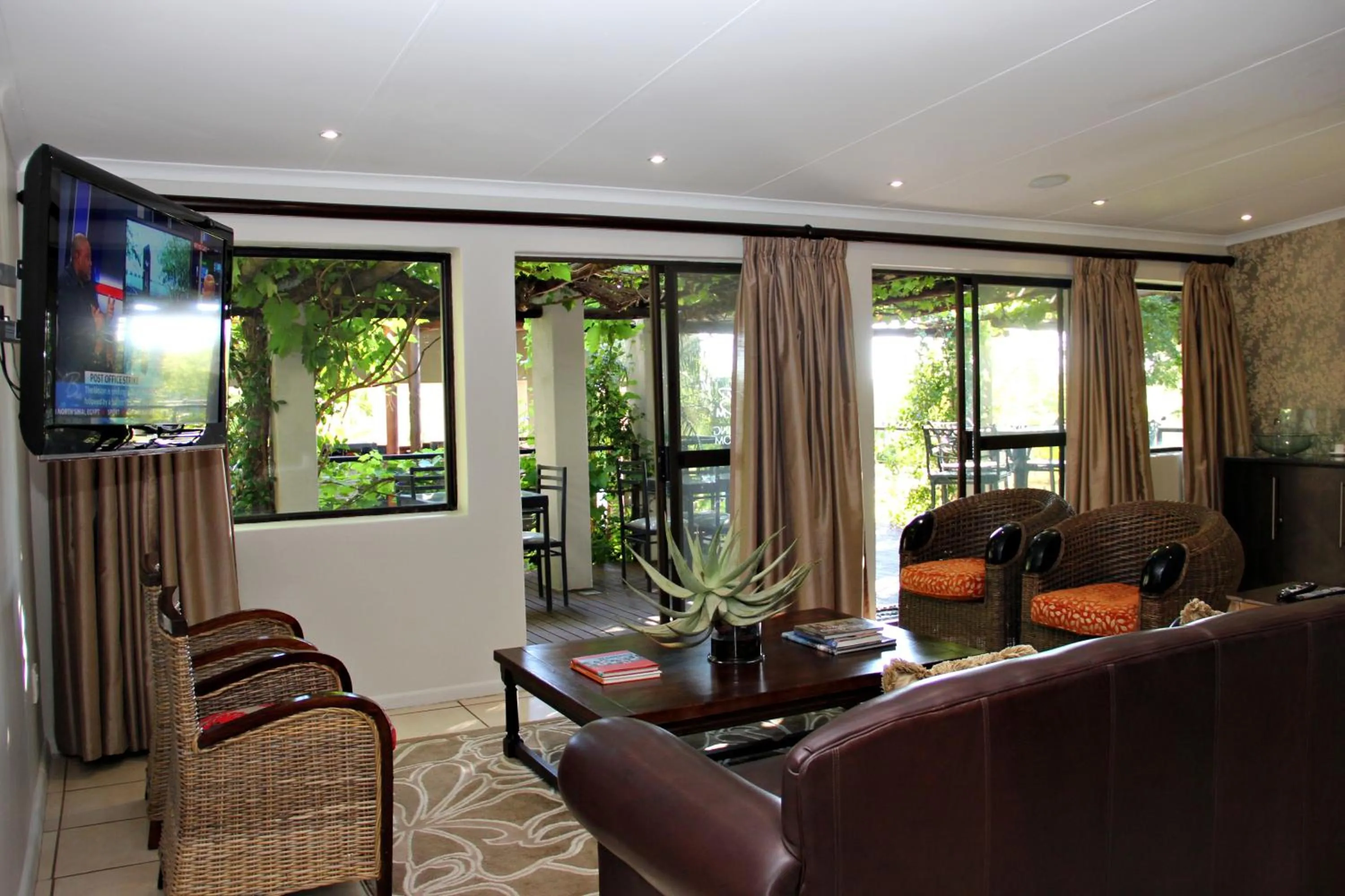 Communal lounge/ TV room in Browns Manor