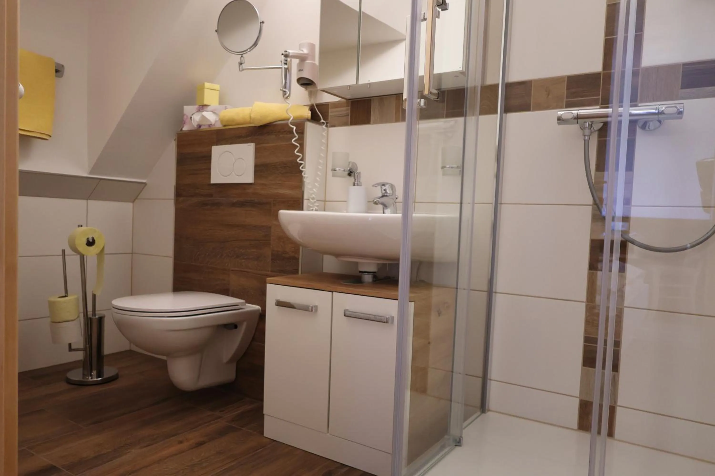 Bathroom in Hotel Gasthof zur Linde