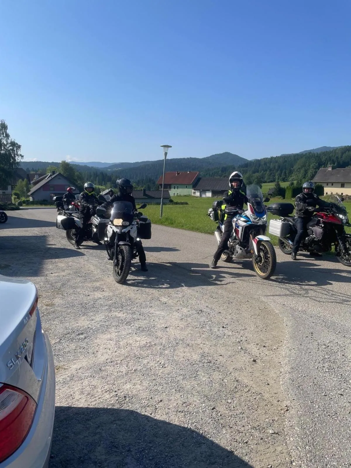 group of guests in Hotel Gasthof zur Linde