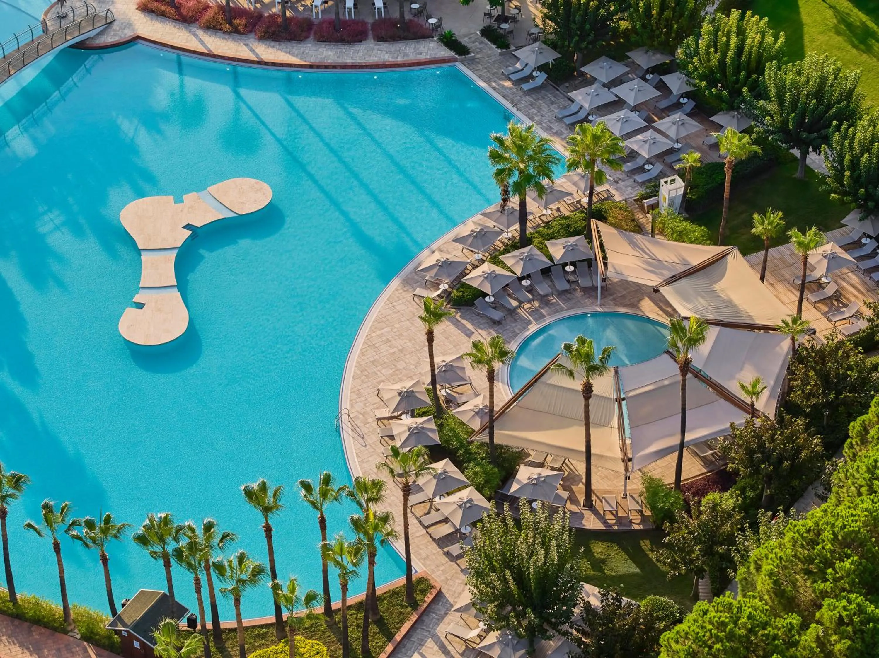 Day in Lara Barut Collection-Ultra All Inclusive