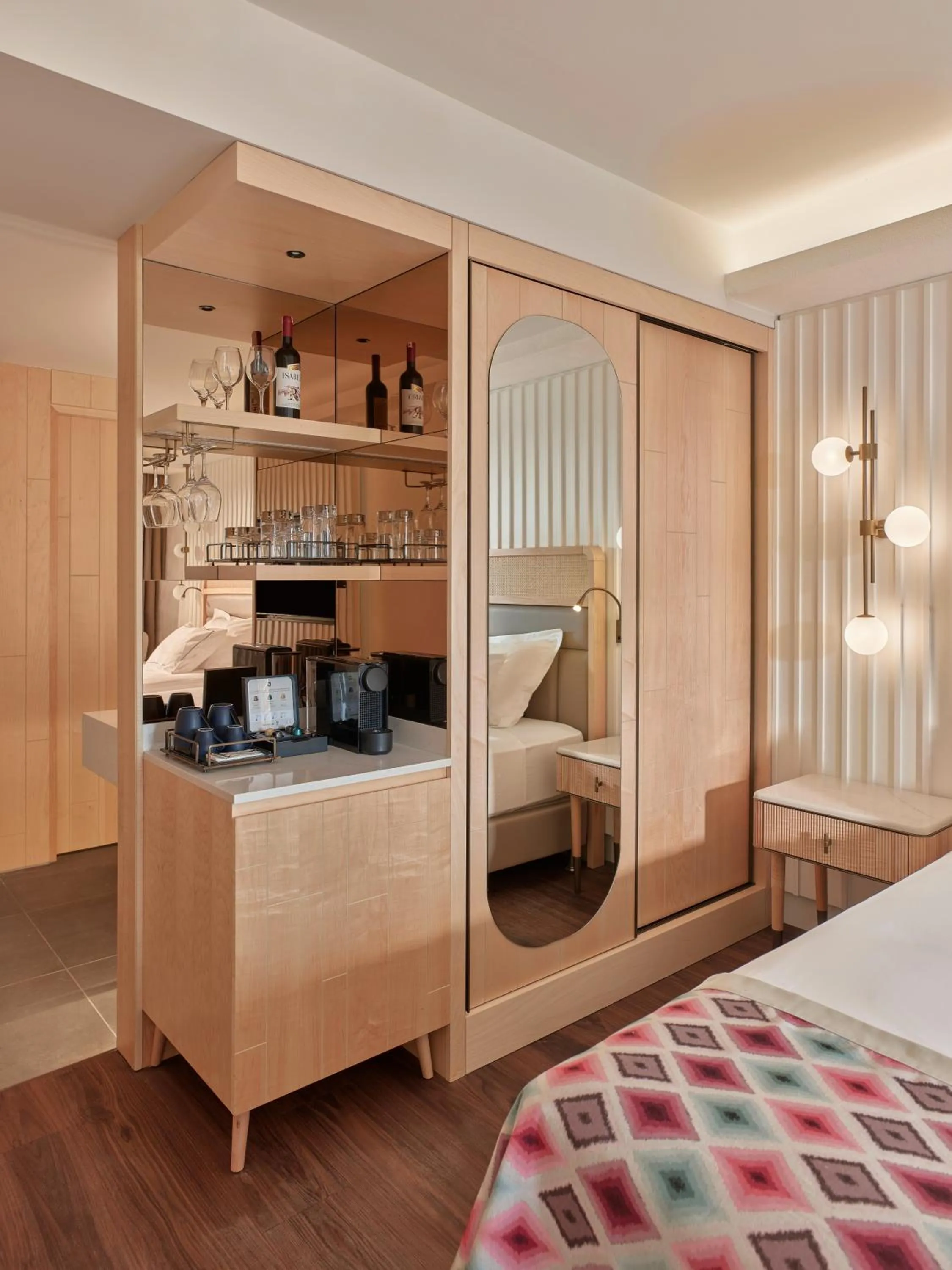 Coffee/tea facilities, Bed in Lara Barut Collection-Ultra All Inclusive