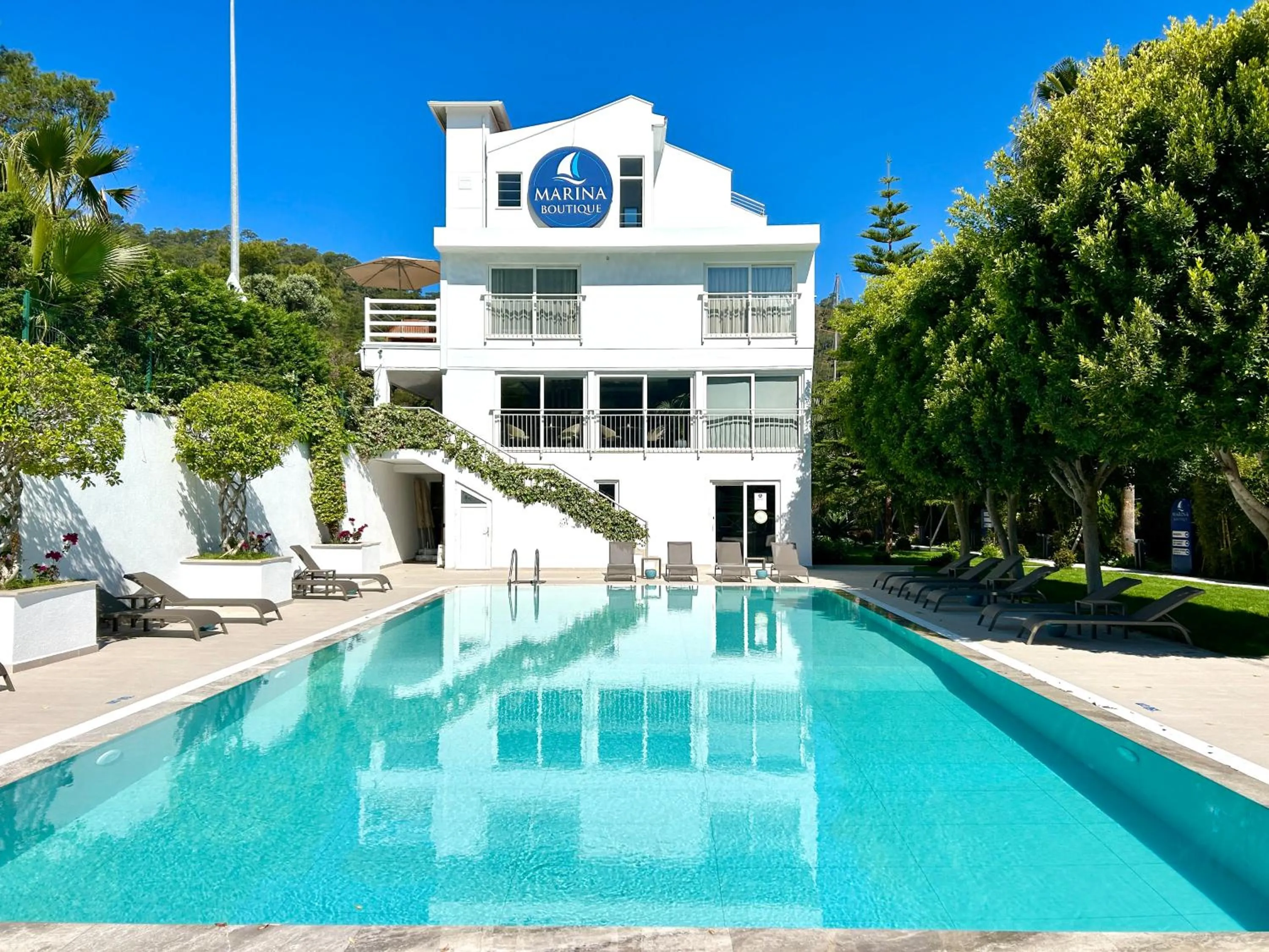 Marina Boutique Hotel