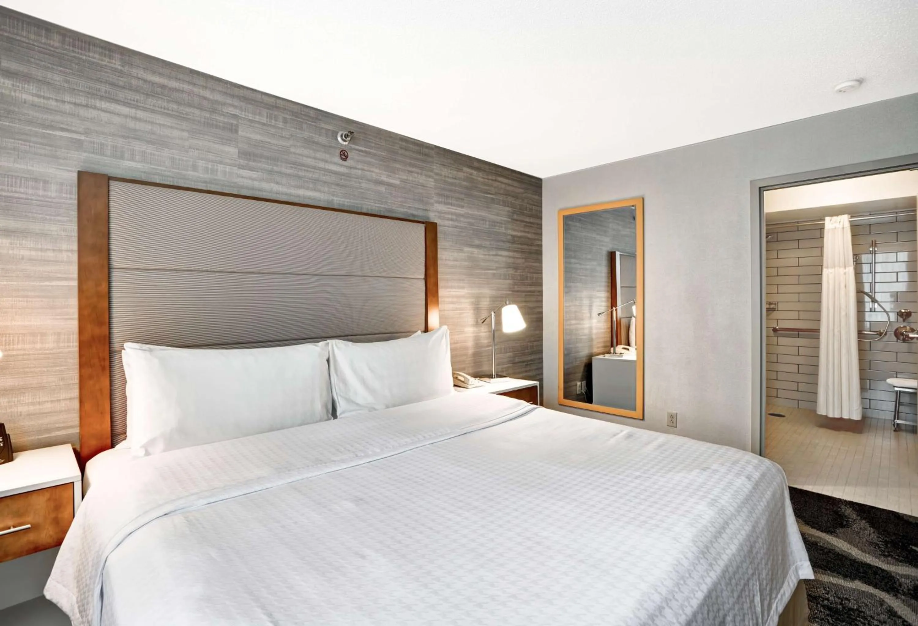 Bed in Homewood Suites by Hilton Chicago-Downtown