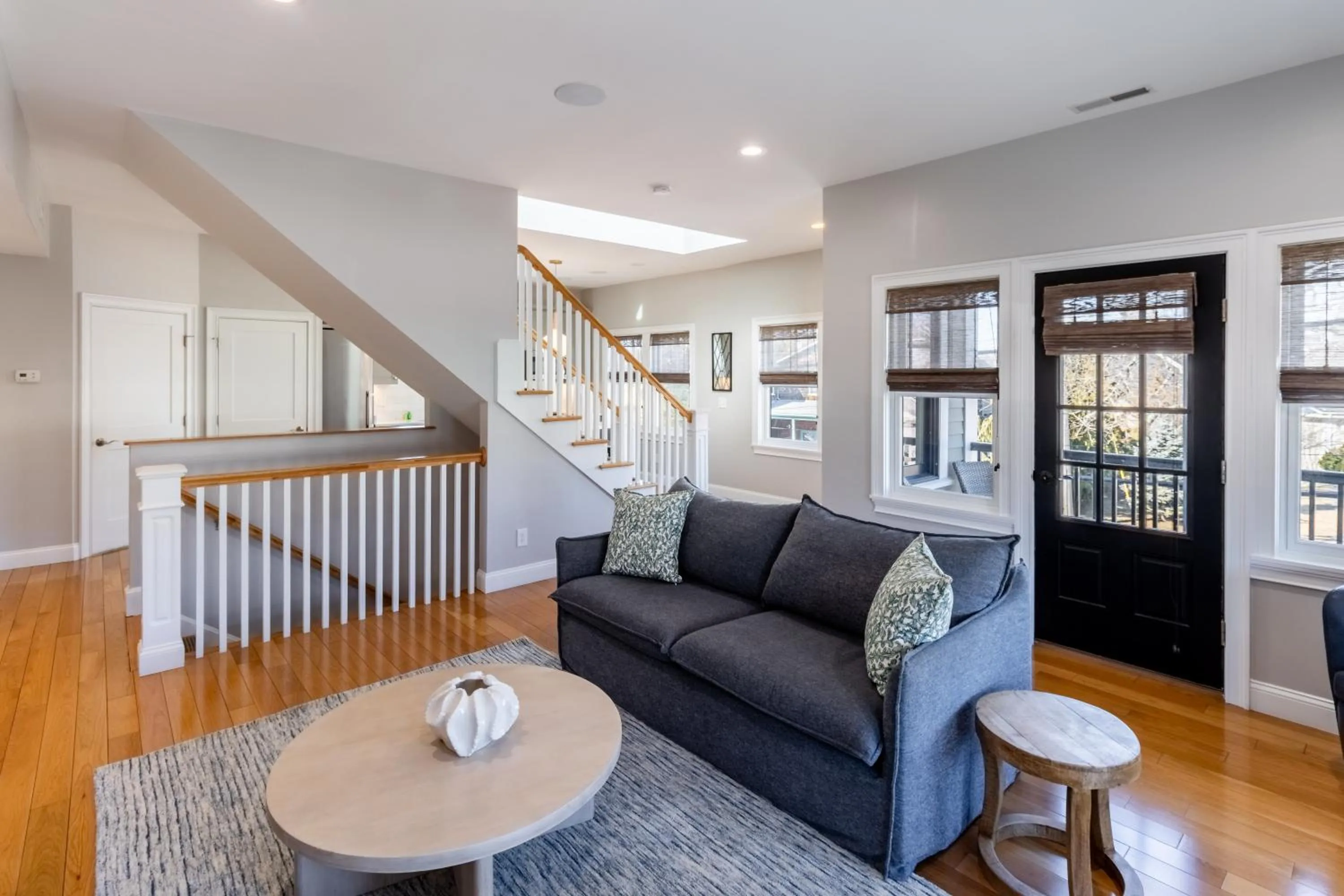 The Newport Lofts - 595 Thames Street