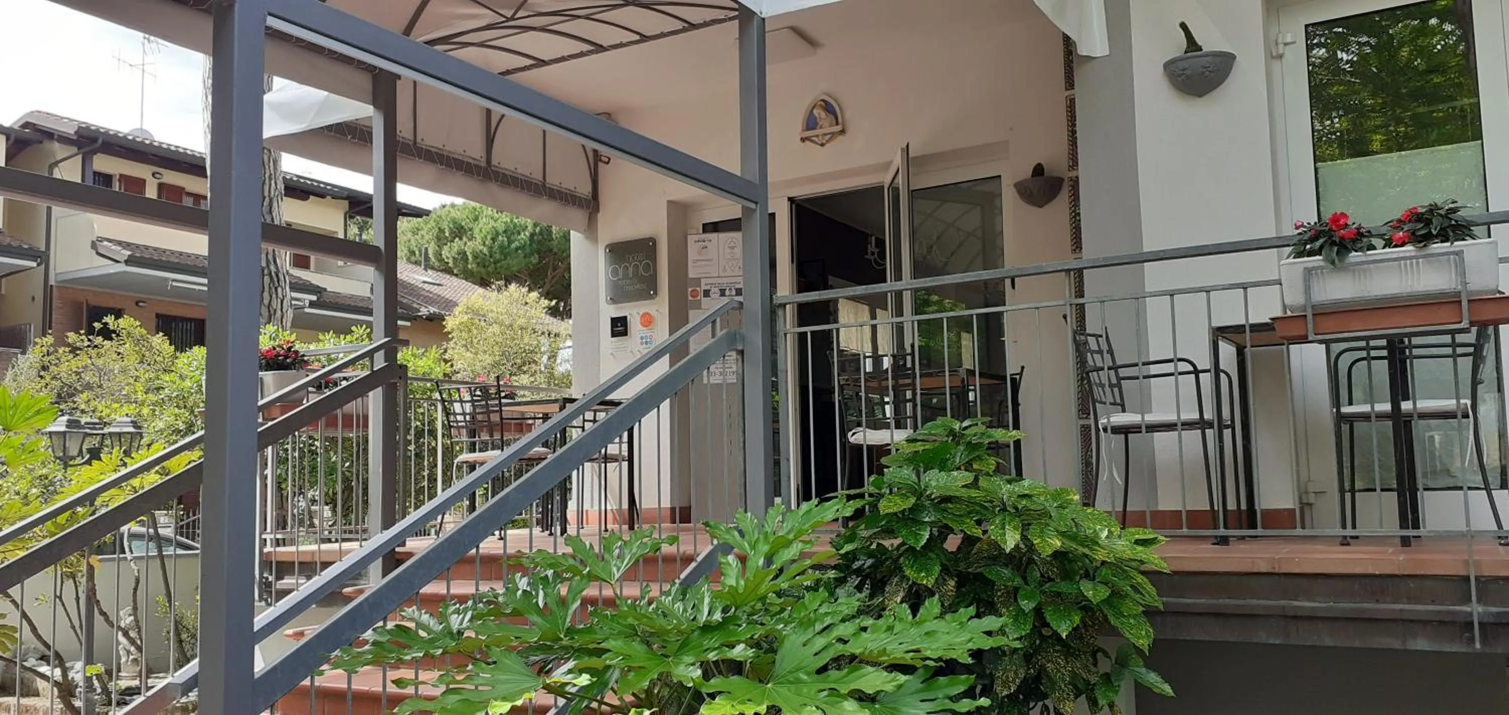 Property building in Hotel Garnì Anna