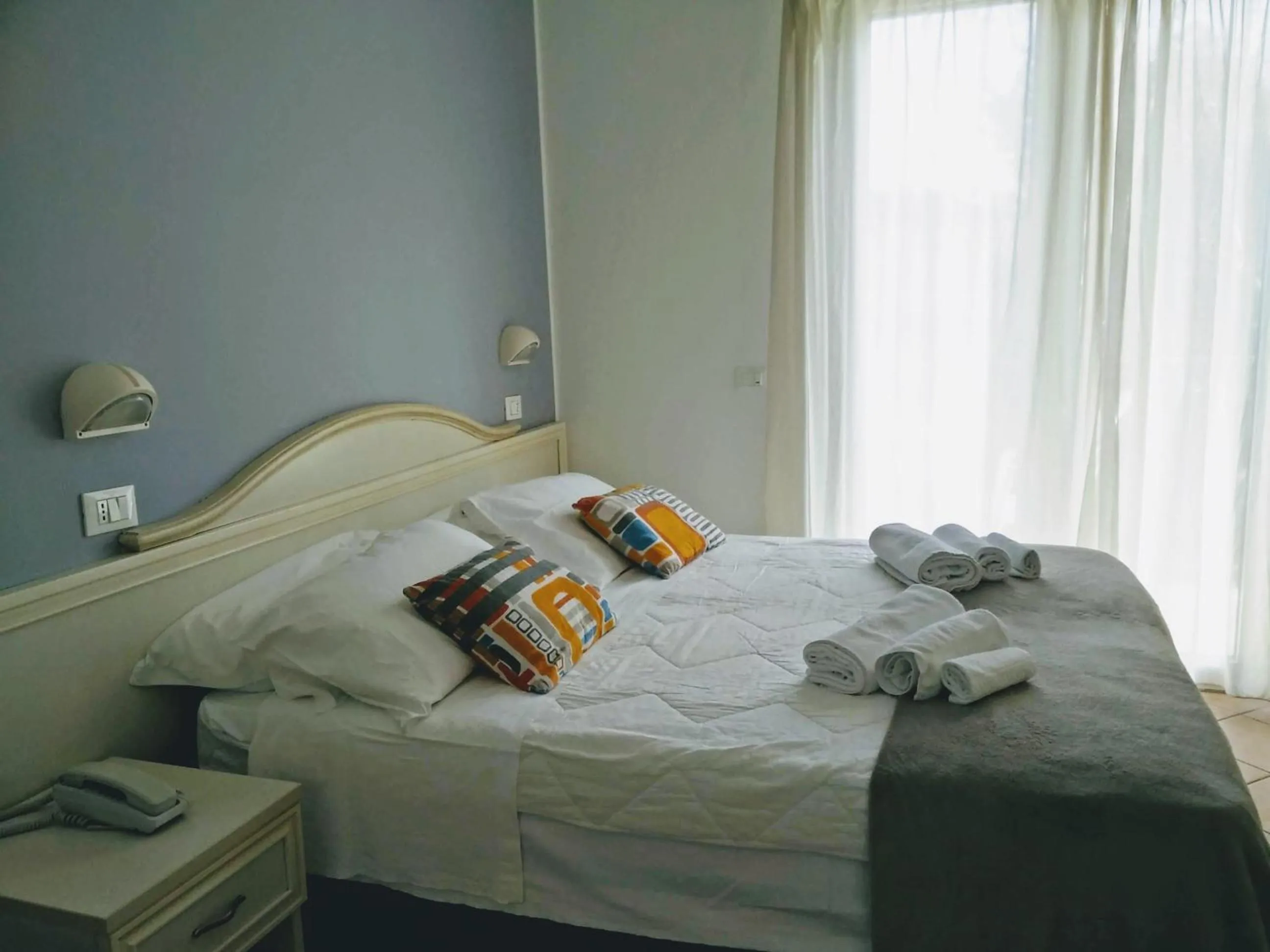 Bed in Hotel Garnì Anna