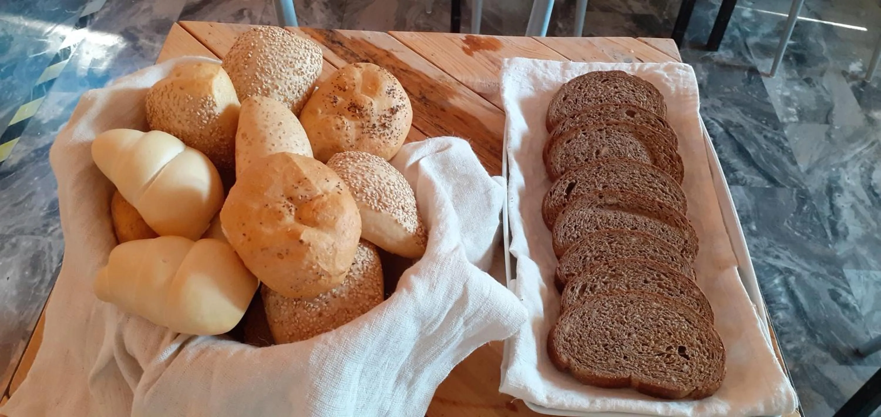 Breakfast in Hotel Garnì Anna