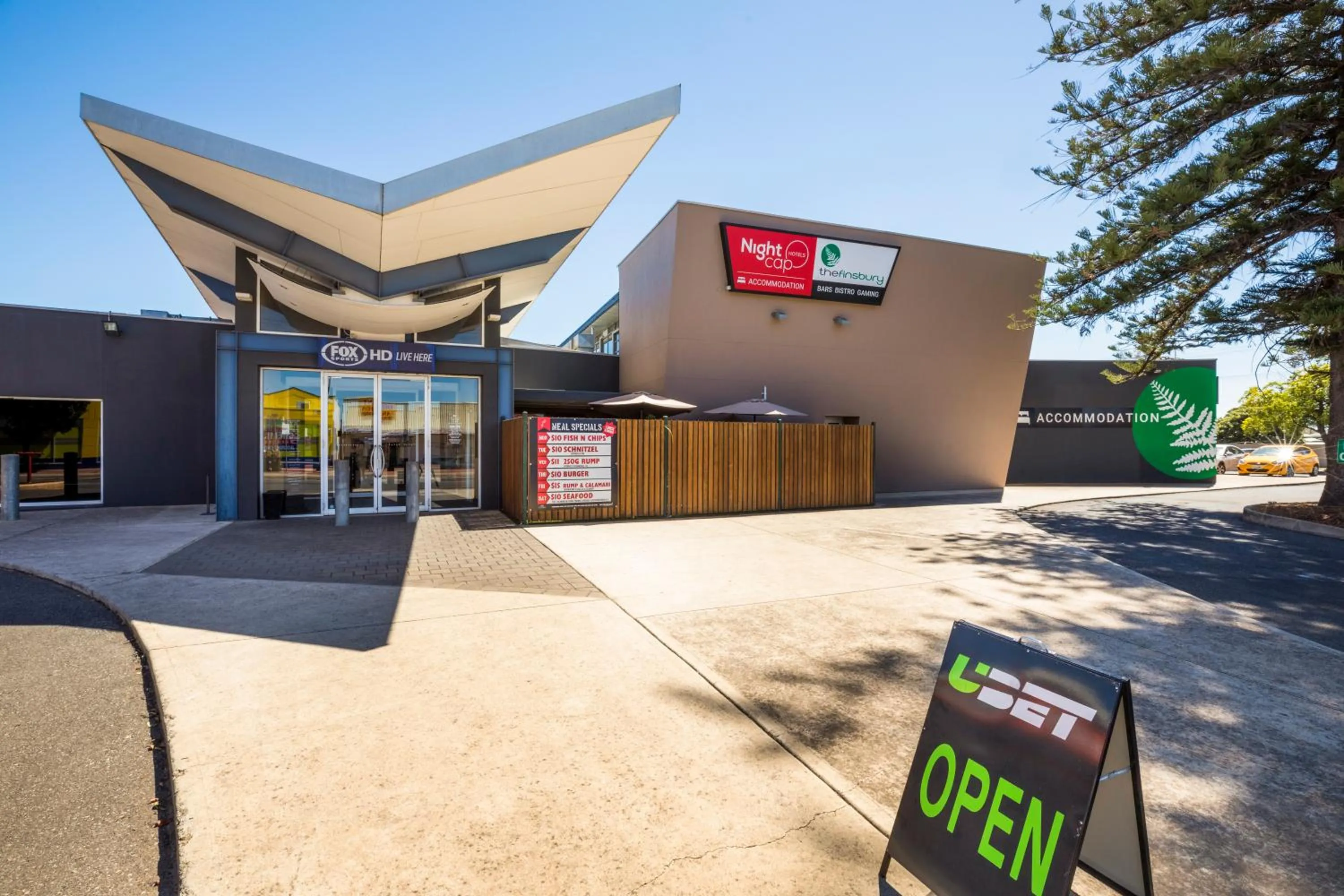 Facade/entrance in Nightcap at Finsbury Hotel