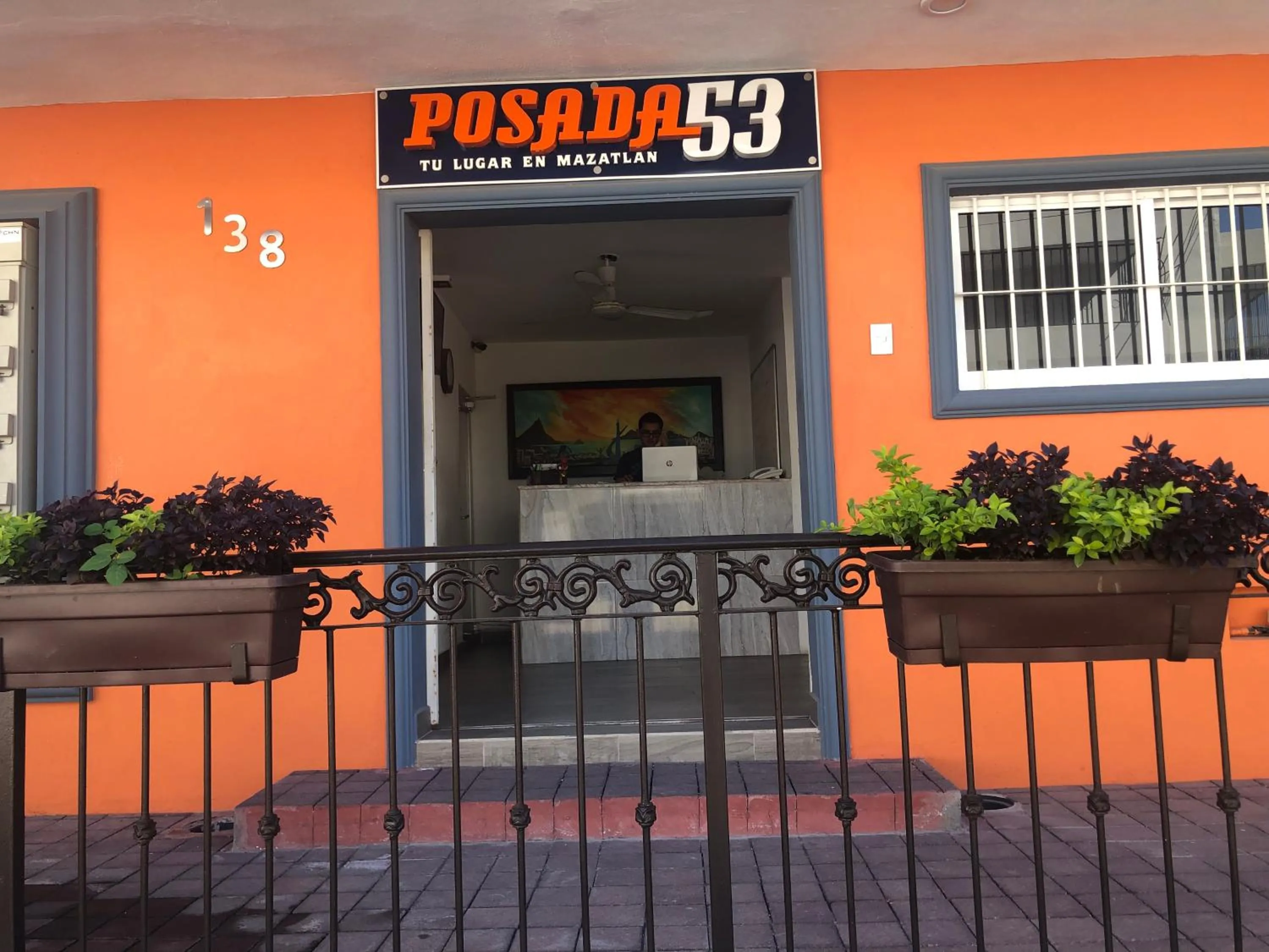 Property logo or sign in Posada 53