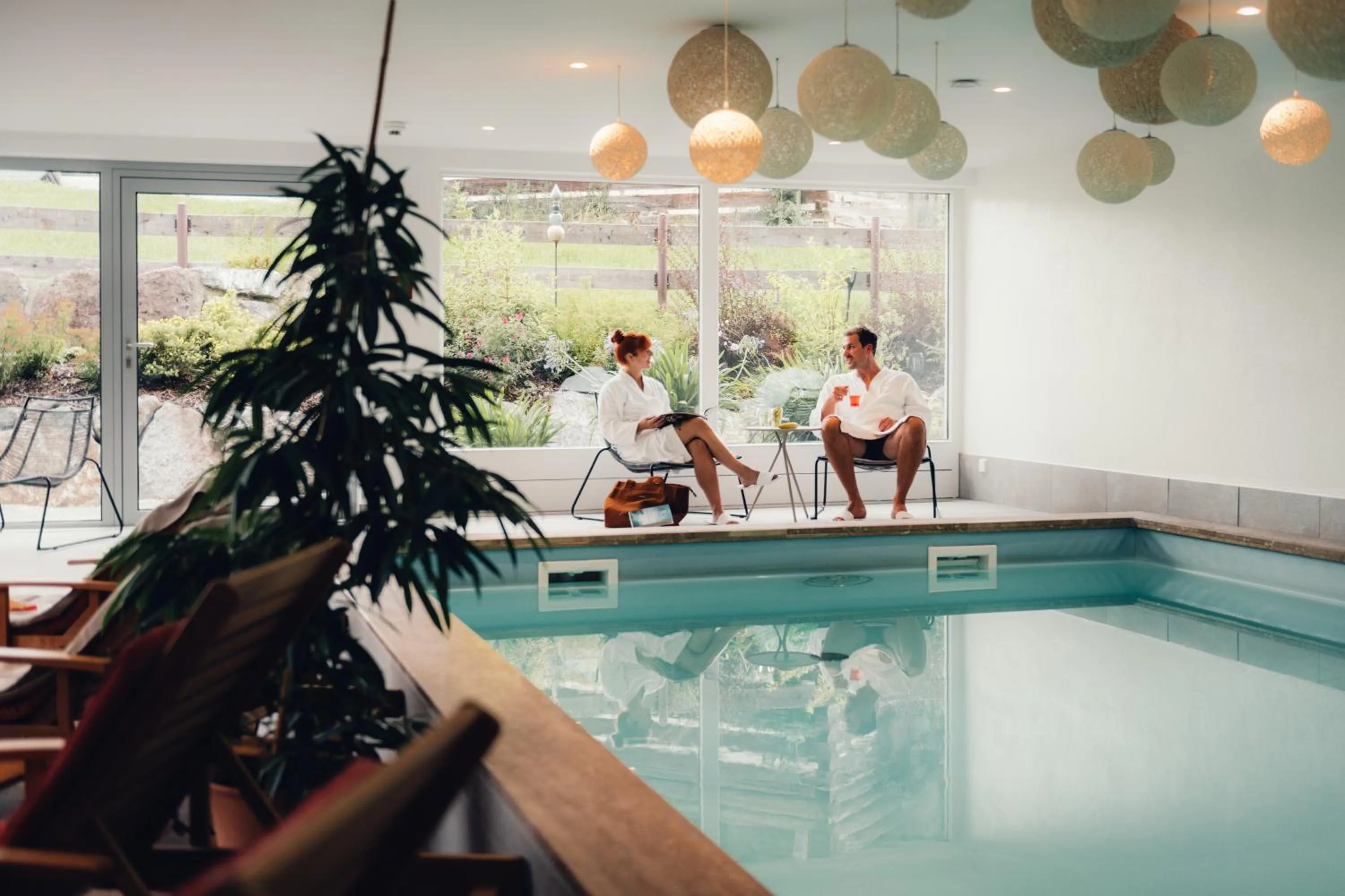 People in Hotel Gemma- Adults only