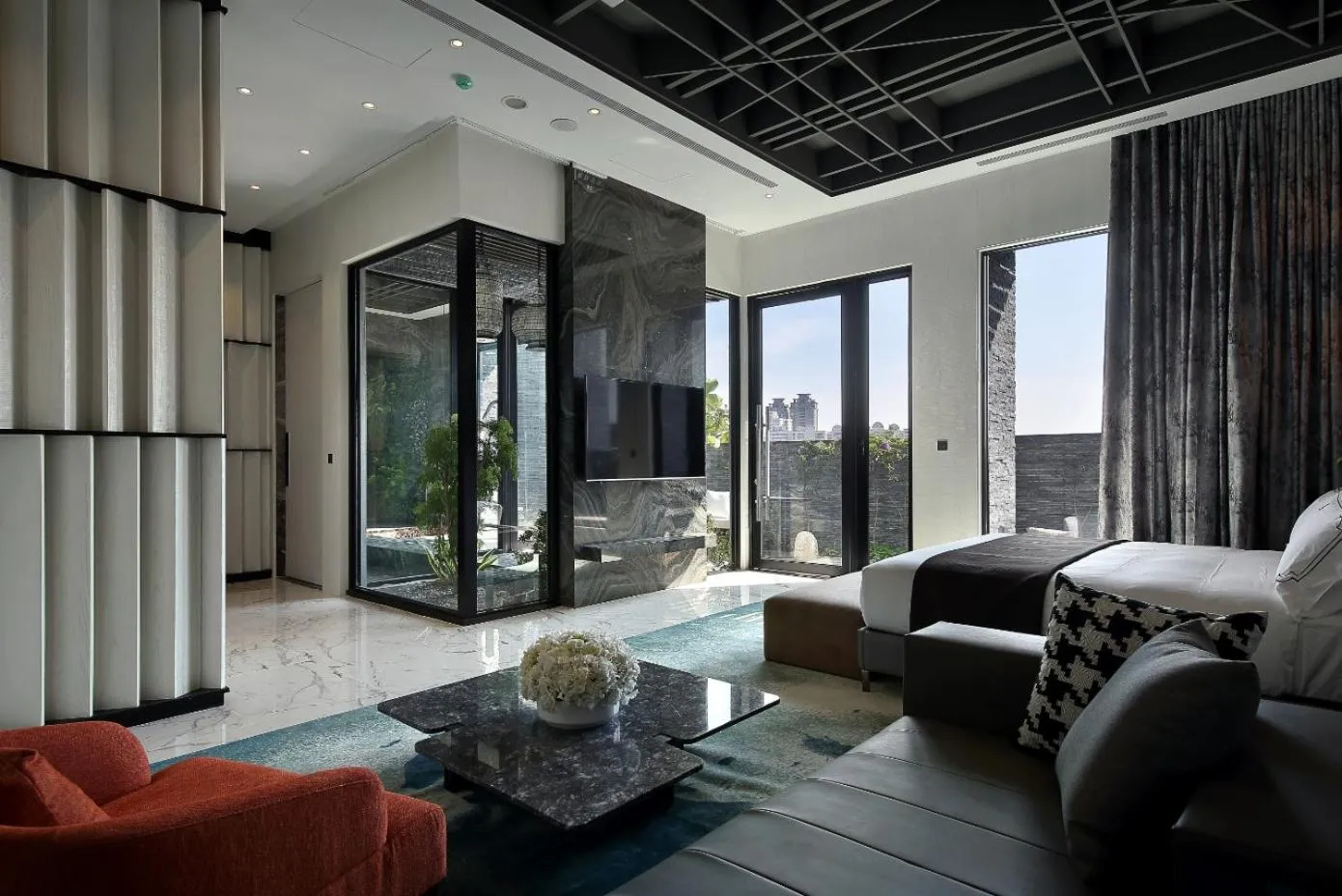 Bed in Ease Motel Taichung