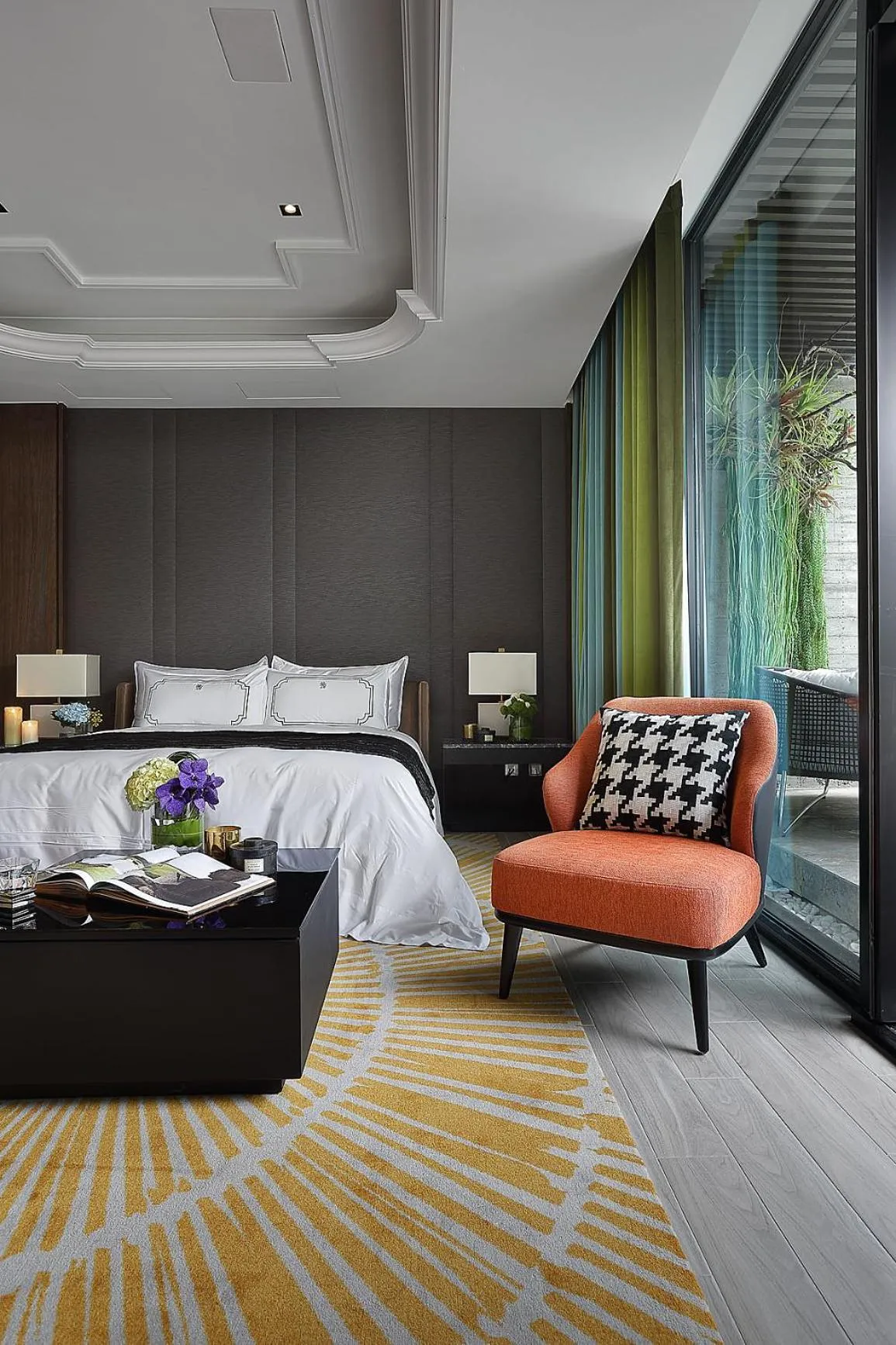 Bed in Ease Motel Taichung