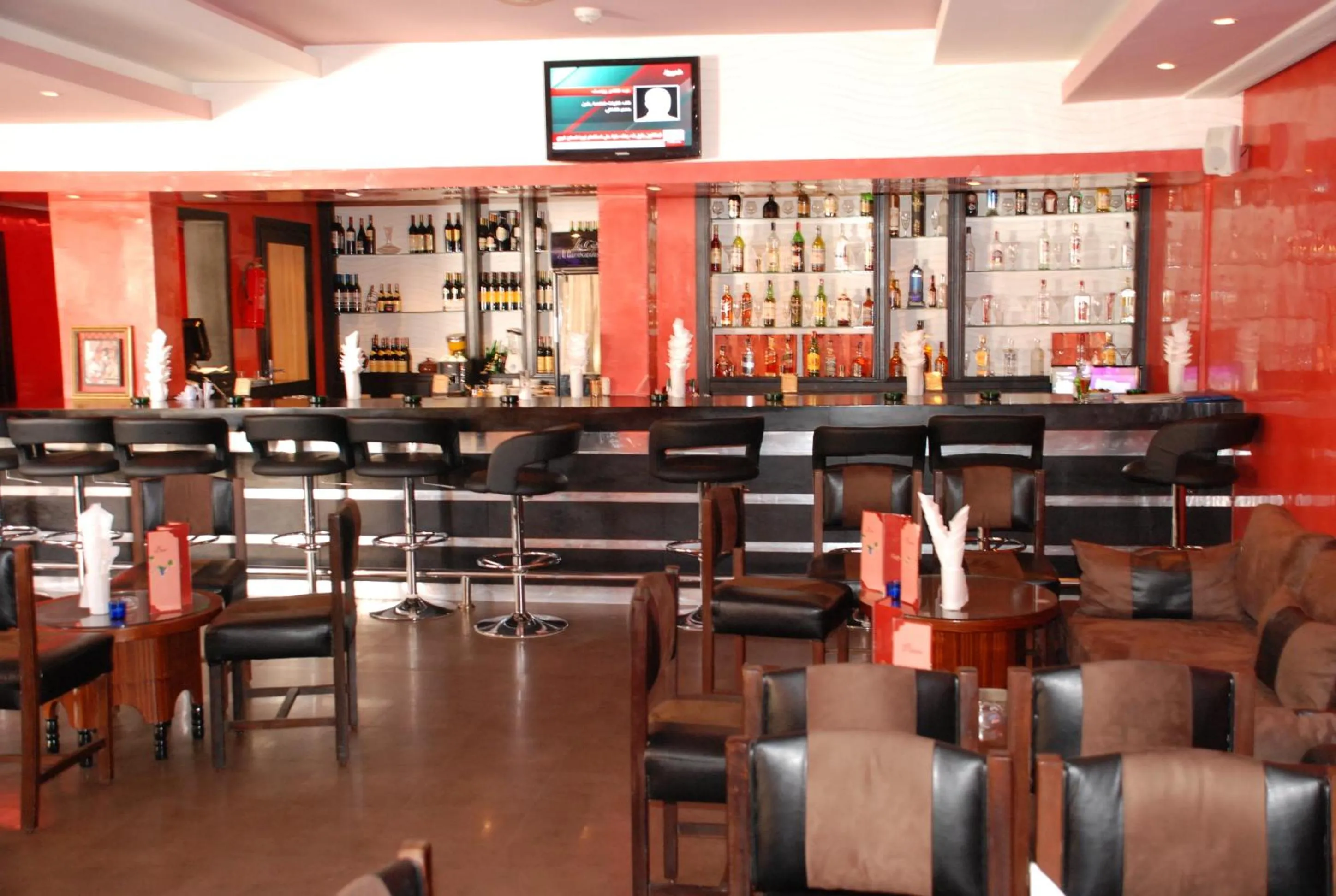 Lounge or bar in New Farah Hotel